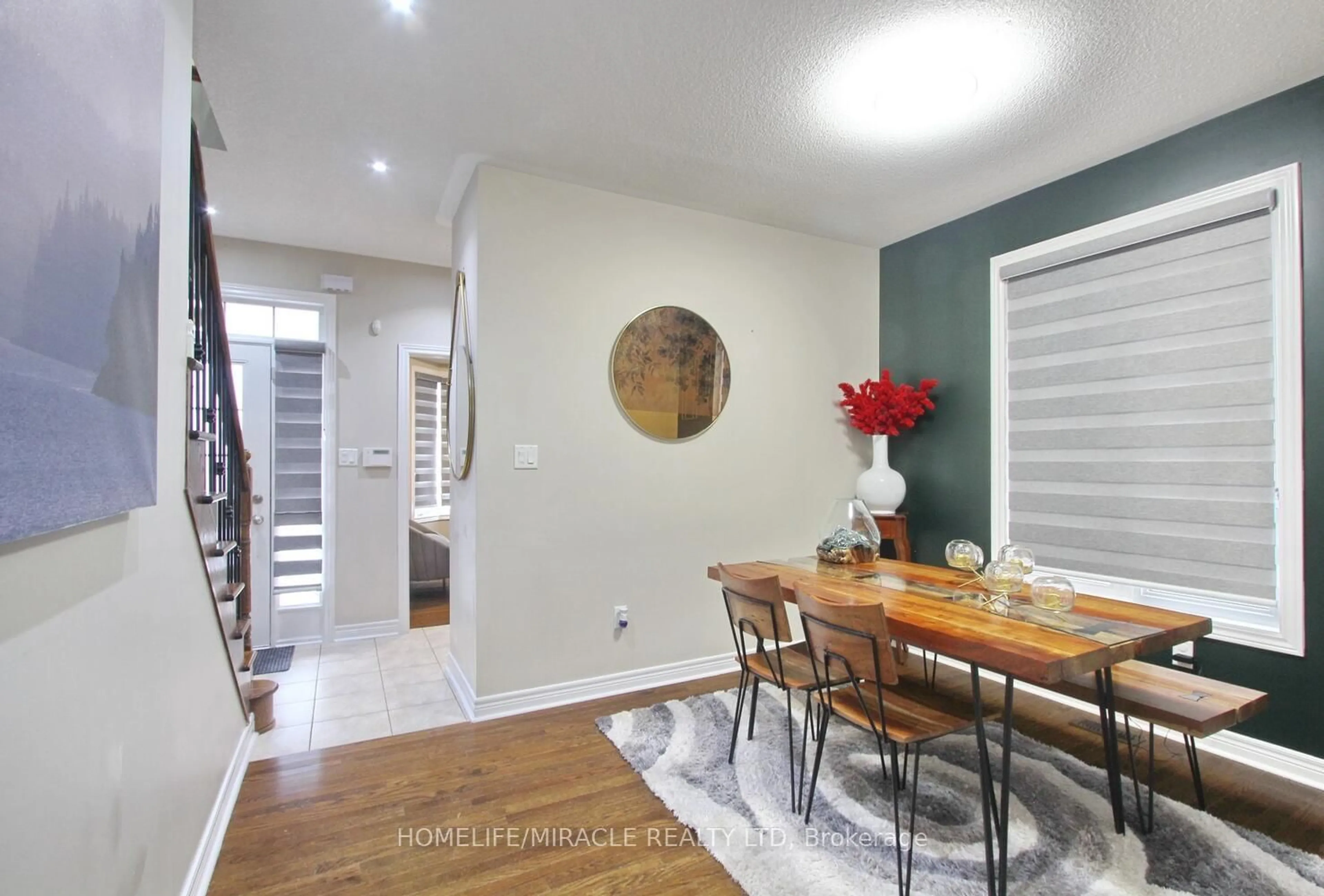 Dining room, unknown for 11 Bluffmeadow St, Brampton Ontario L6P 3K3