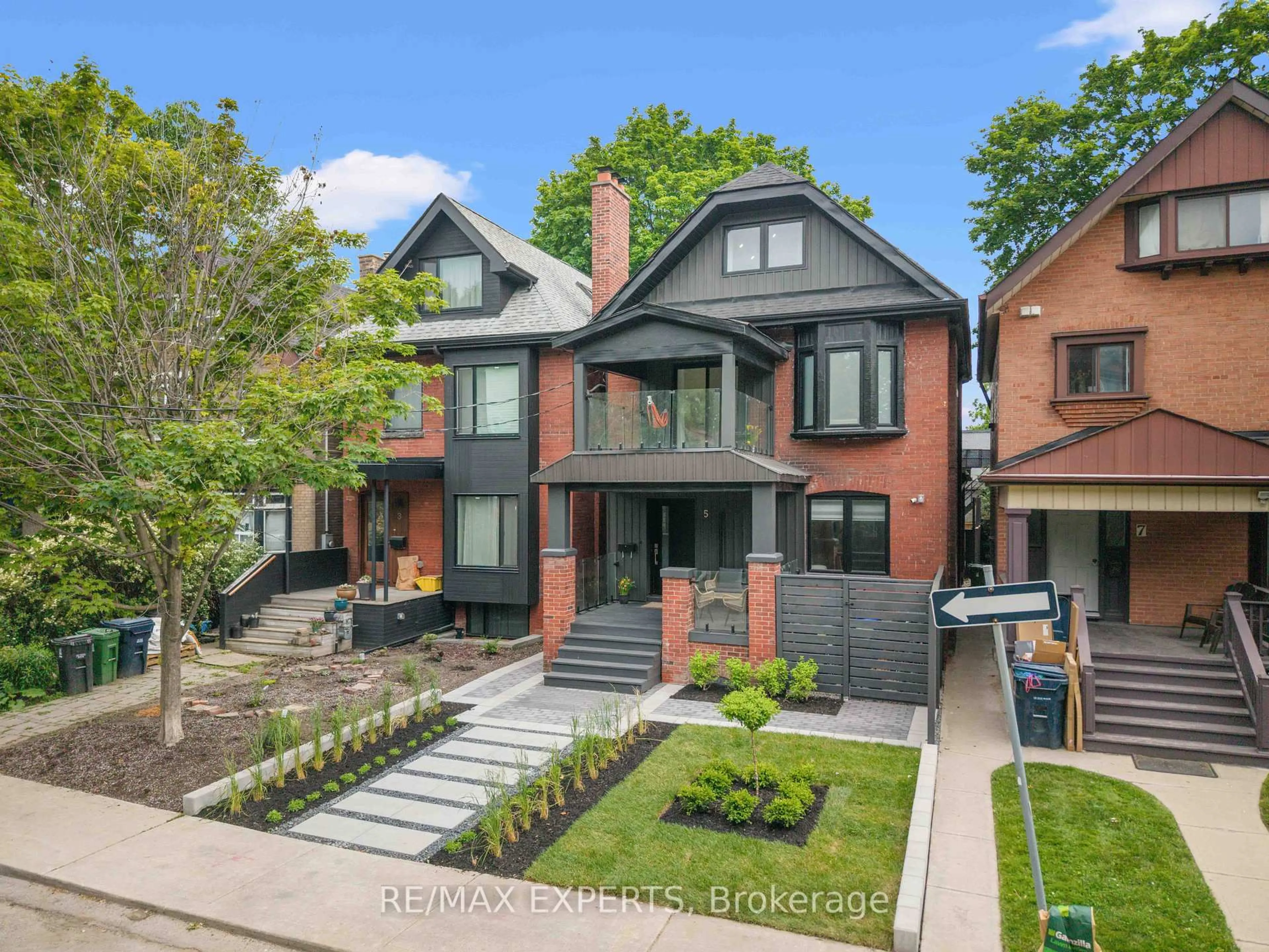Home with brick exterior material, street for 5 Harvard Ave, Toronto Ontario M6R 1C5