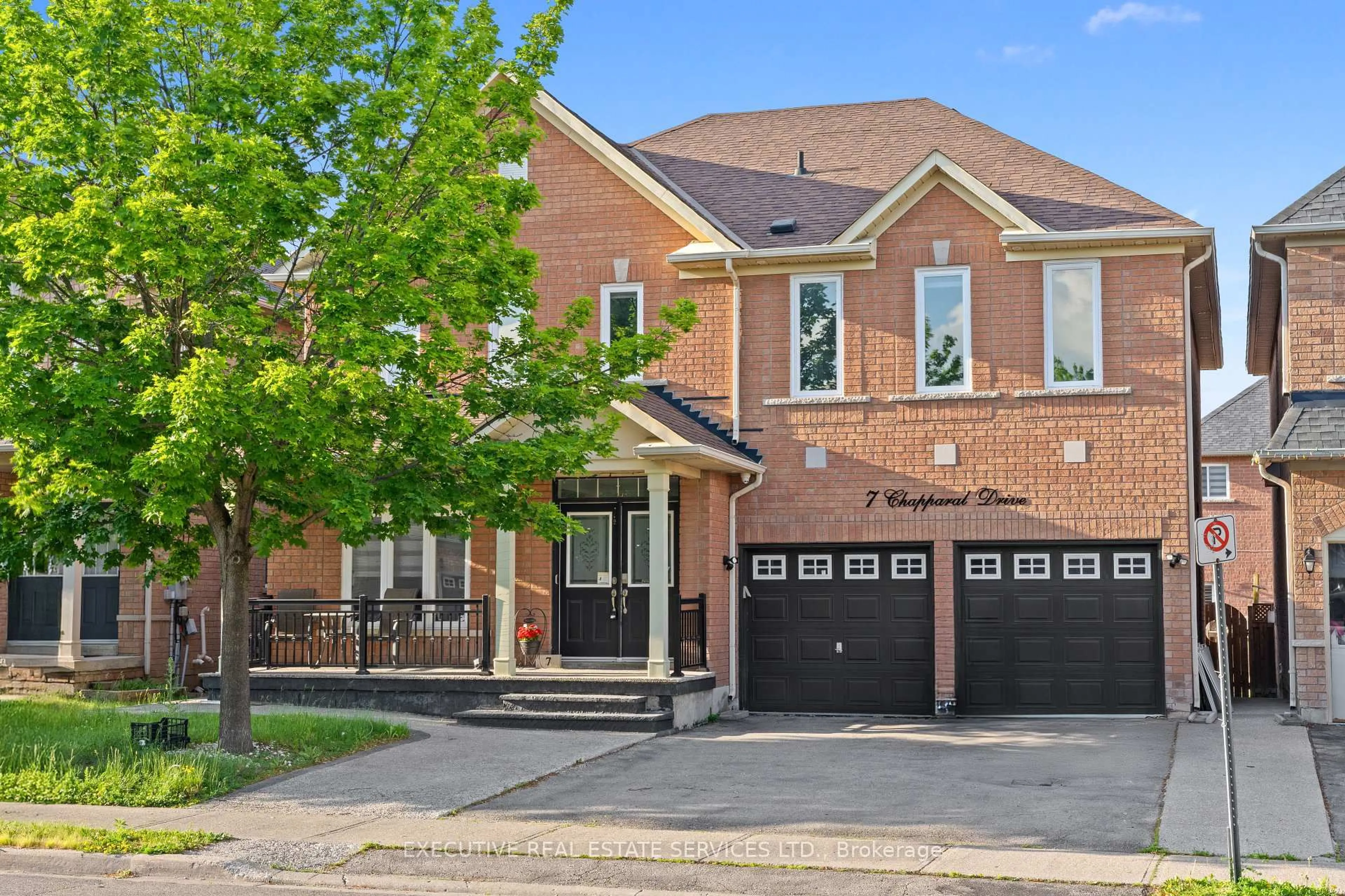 Home with brick exterior material, street for 7 Chapparal Dr, Brampton Ontario L6R 3C5