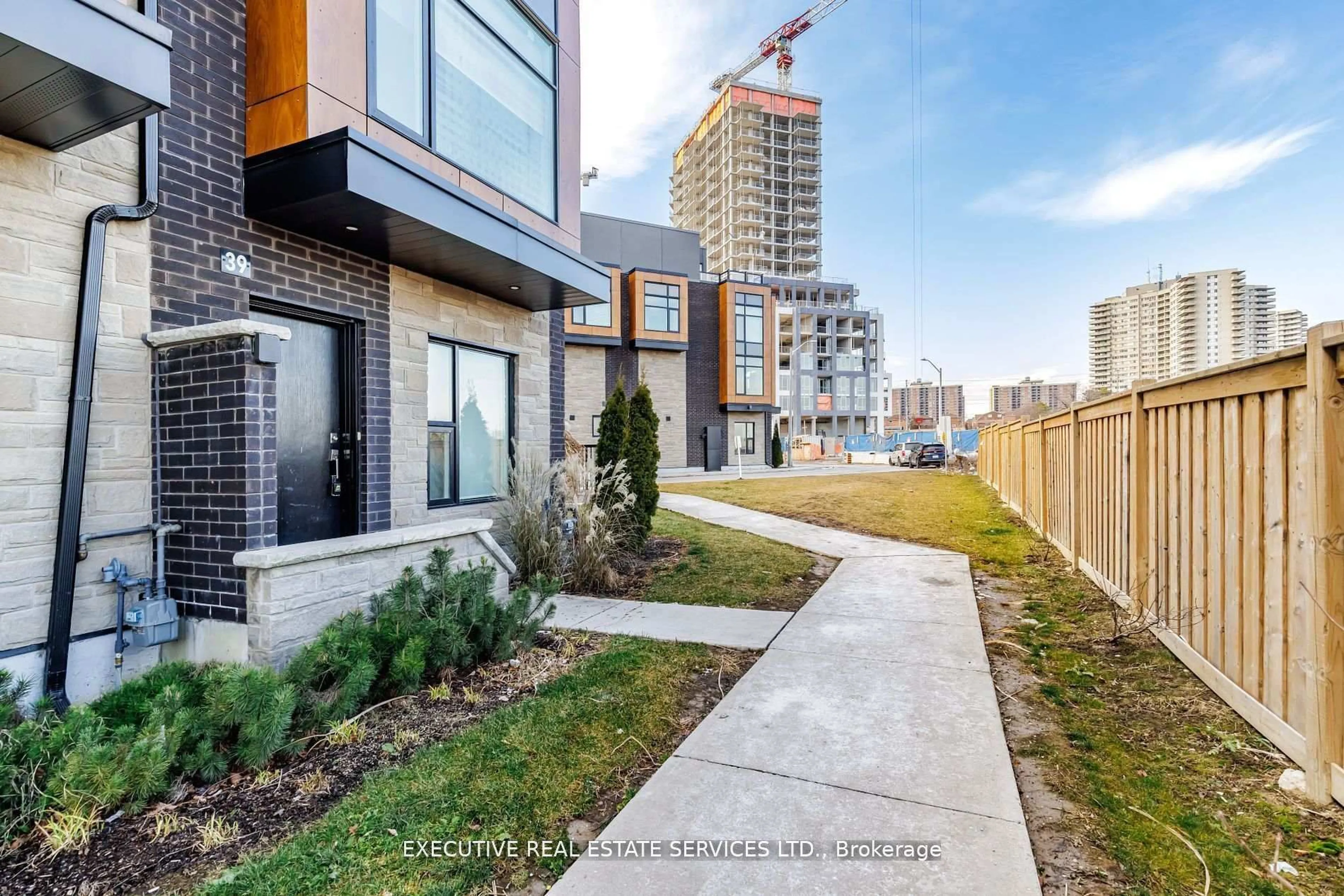 Unknown for 200 Malta Ave #39, Brampton Ontario L6Y 6H8