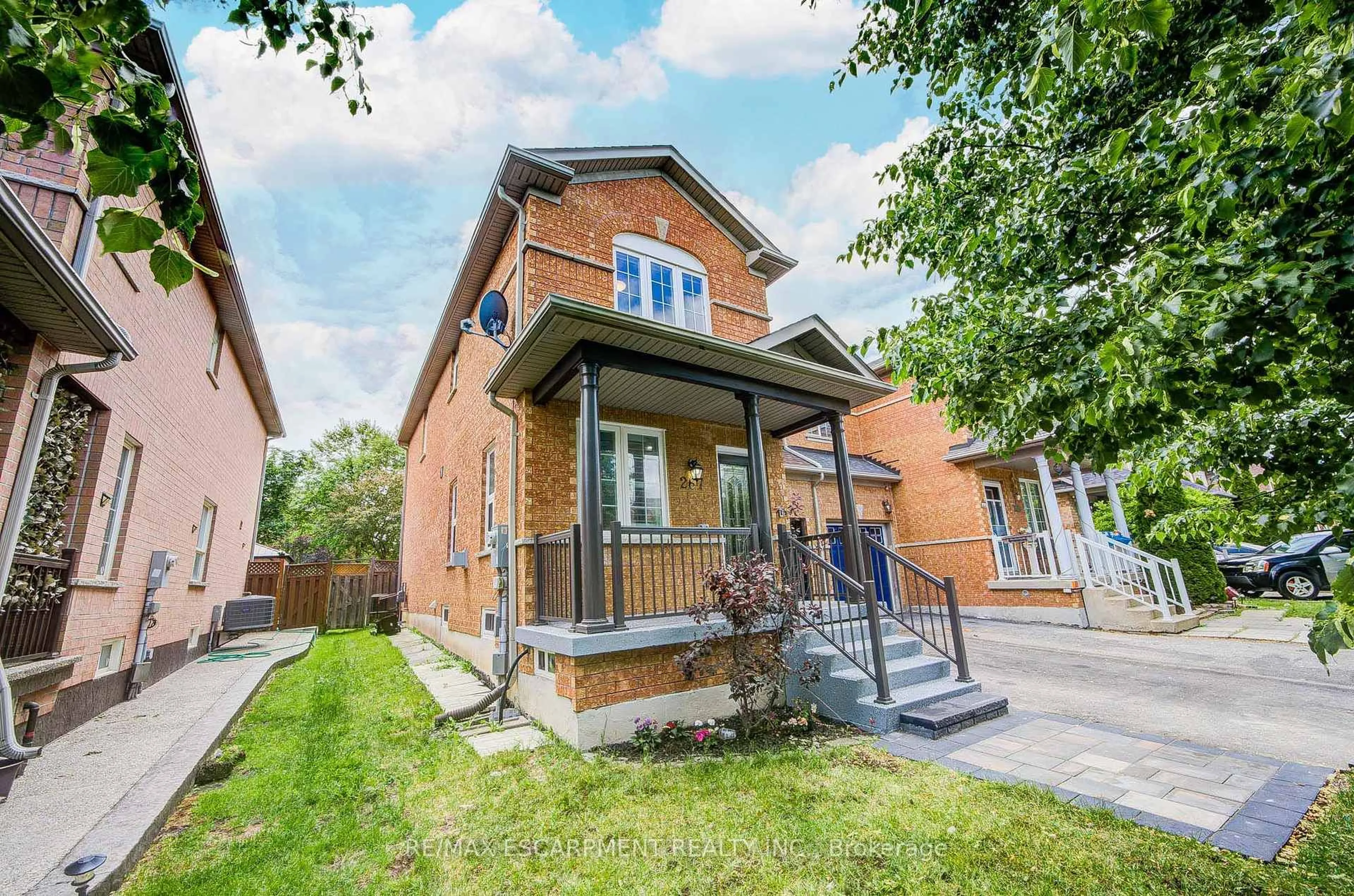 Home with brick exterior material, street for 267 Fitzgerald Cres, Milton Ontario L9T 5Y3