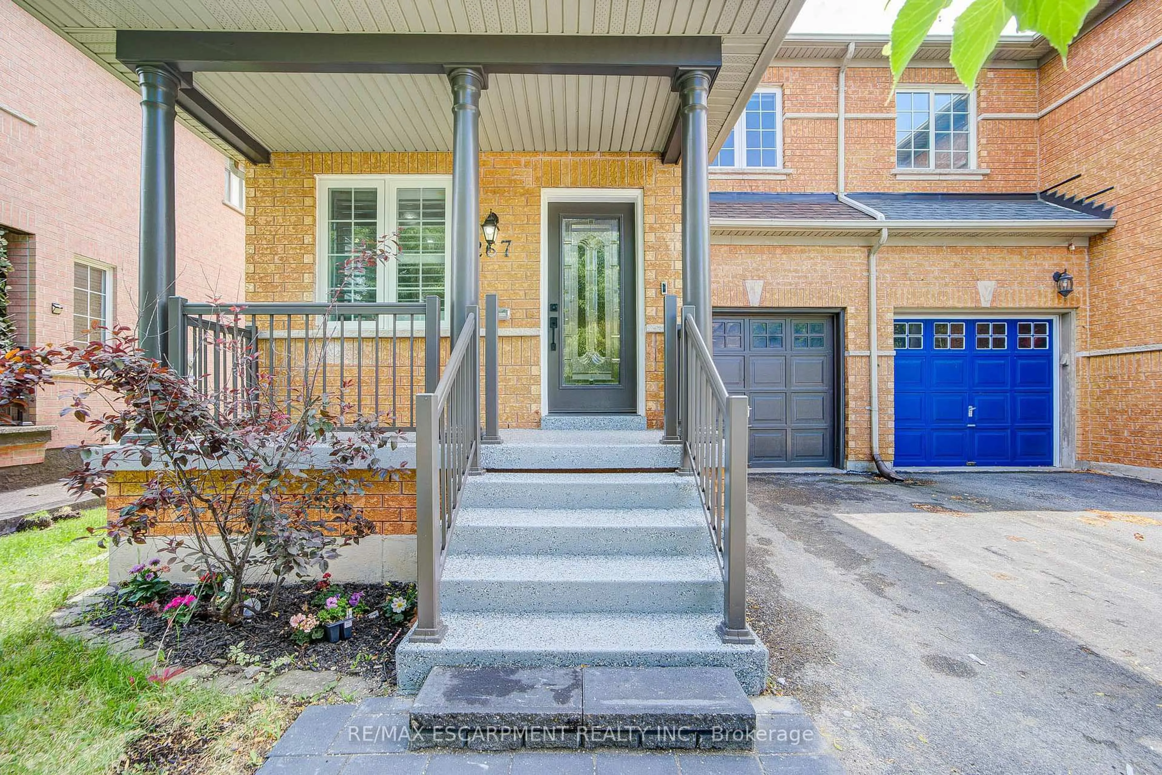 Home with brick exterior material, street for 267 Fitzgerald Cres, Milton Ontario L9T 5Y3