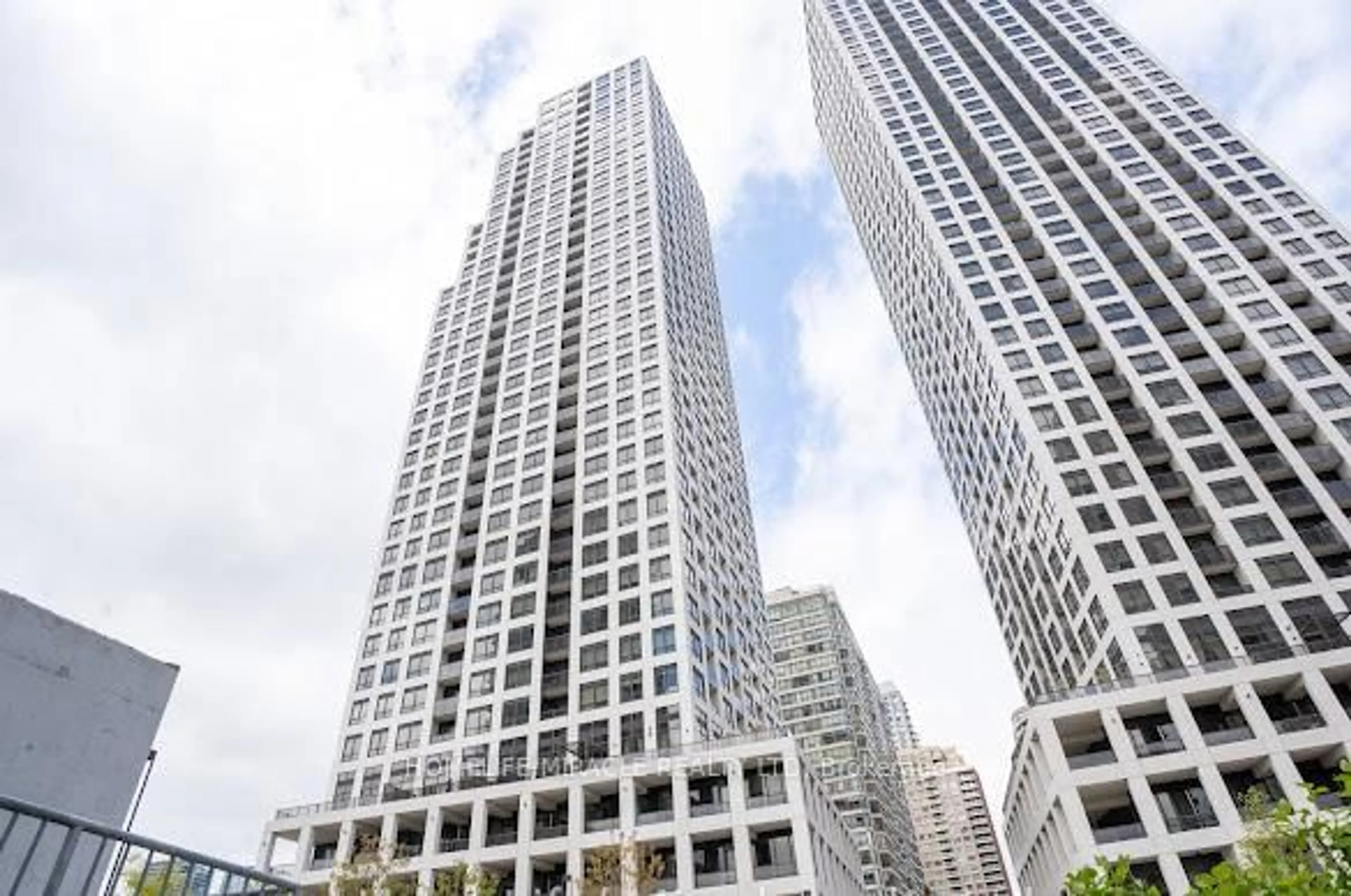 Unknown for 36 Elm Dr #1003, Mississauga Ontario L5B 0N3