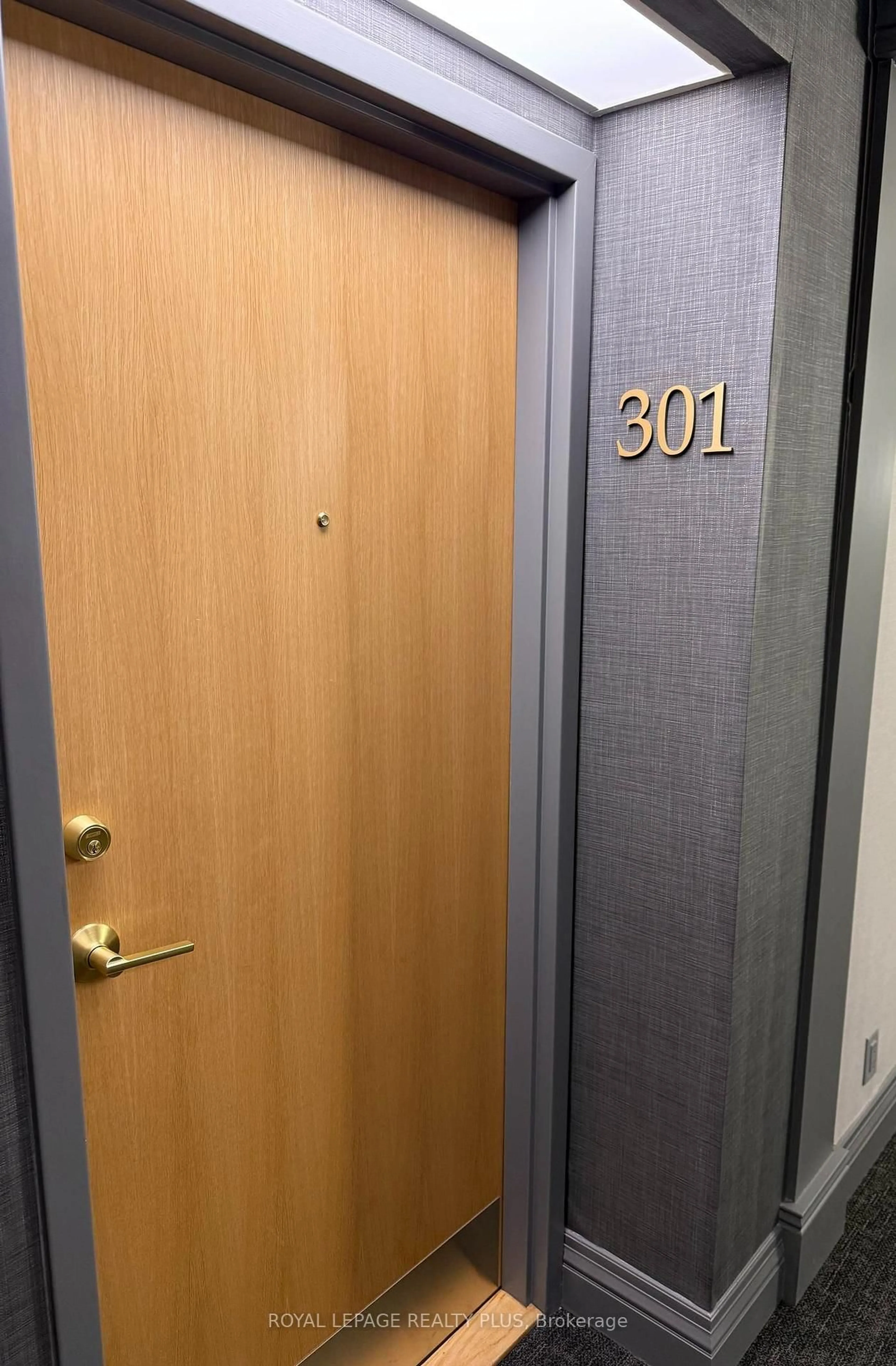 Unknown for 330 Mill St #301, Brampton Ontario L6Y 3V3