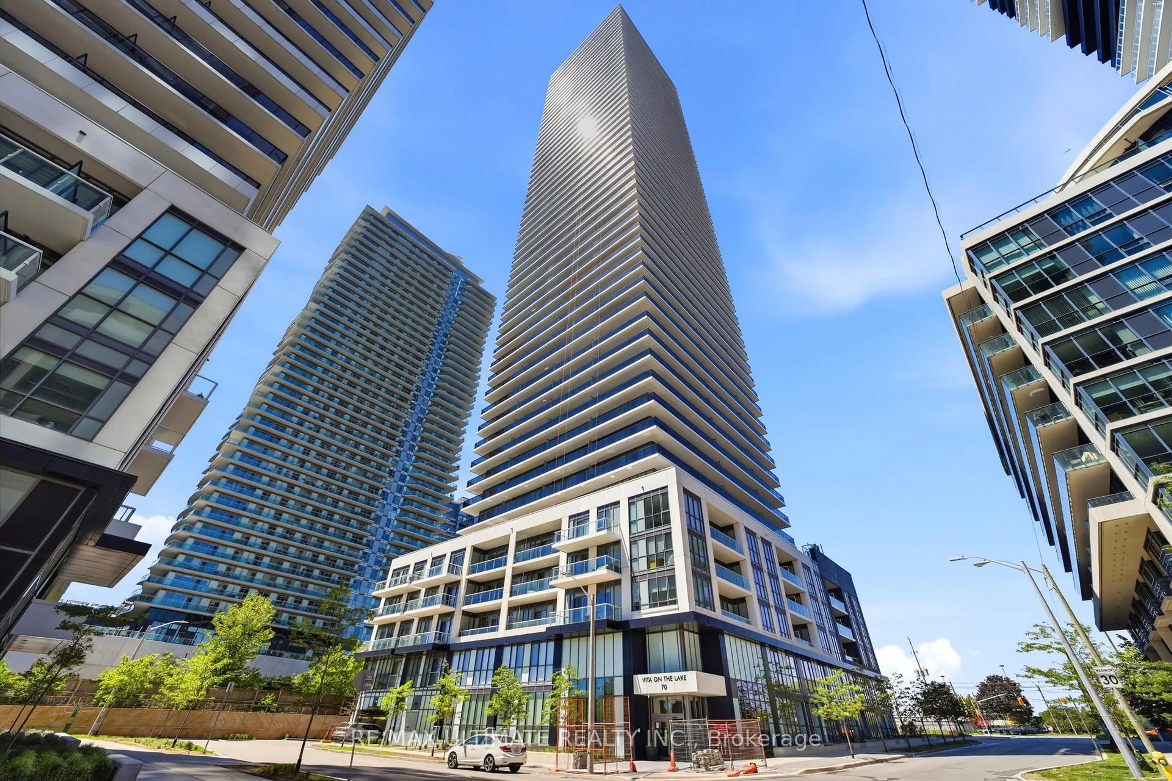 Unknown for 70 Annie Craig Dr #402, Toronto Ontario M8V 0G2