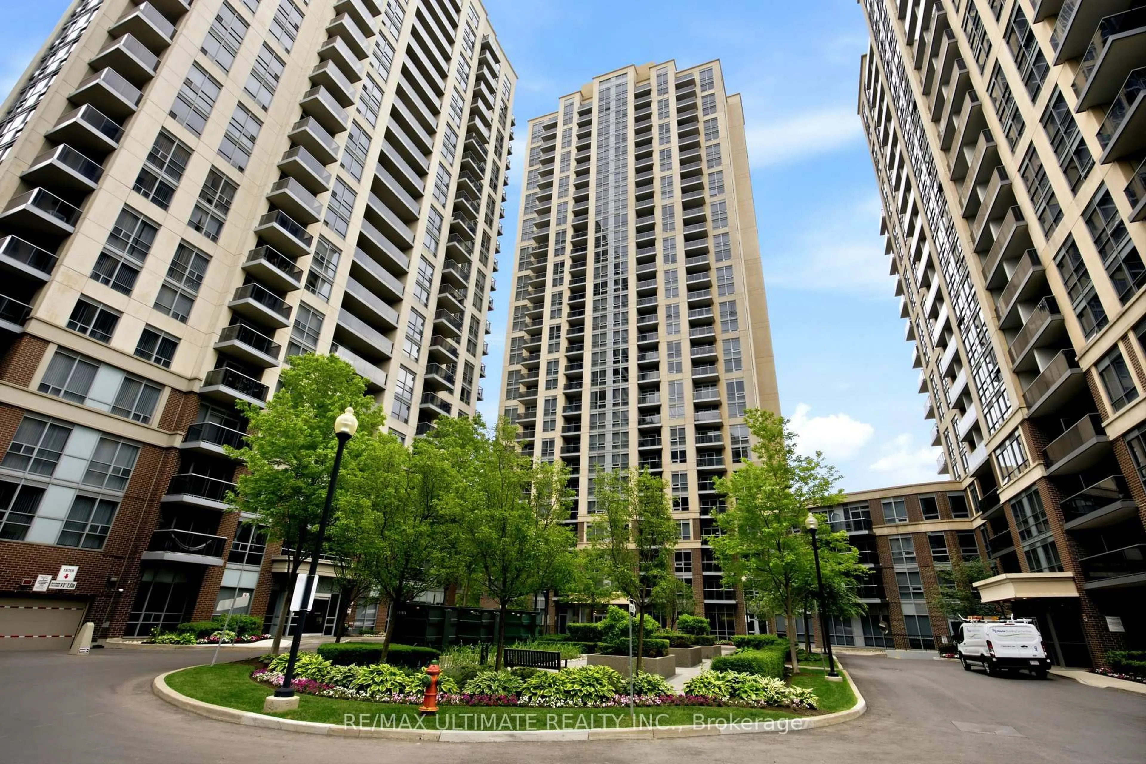 Patio, street for 3 Michael Power Pl #1603, Toronto Ontario M9A 0A2