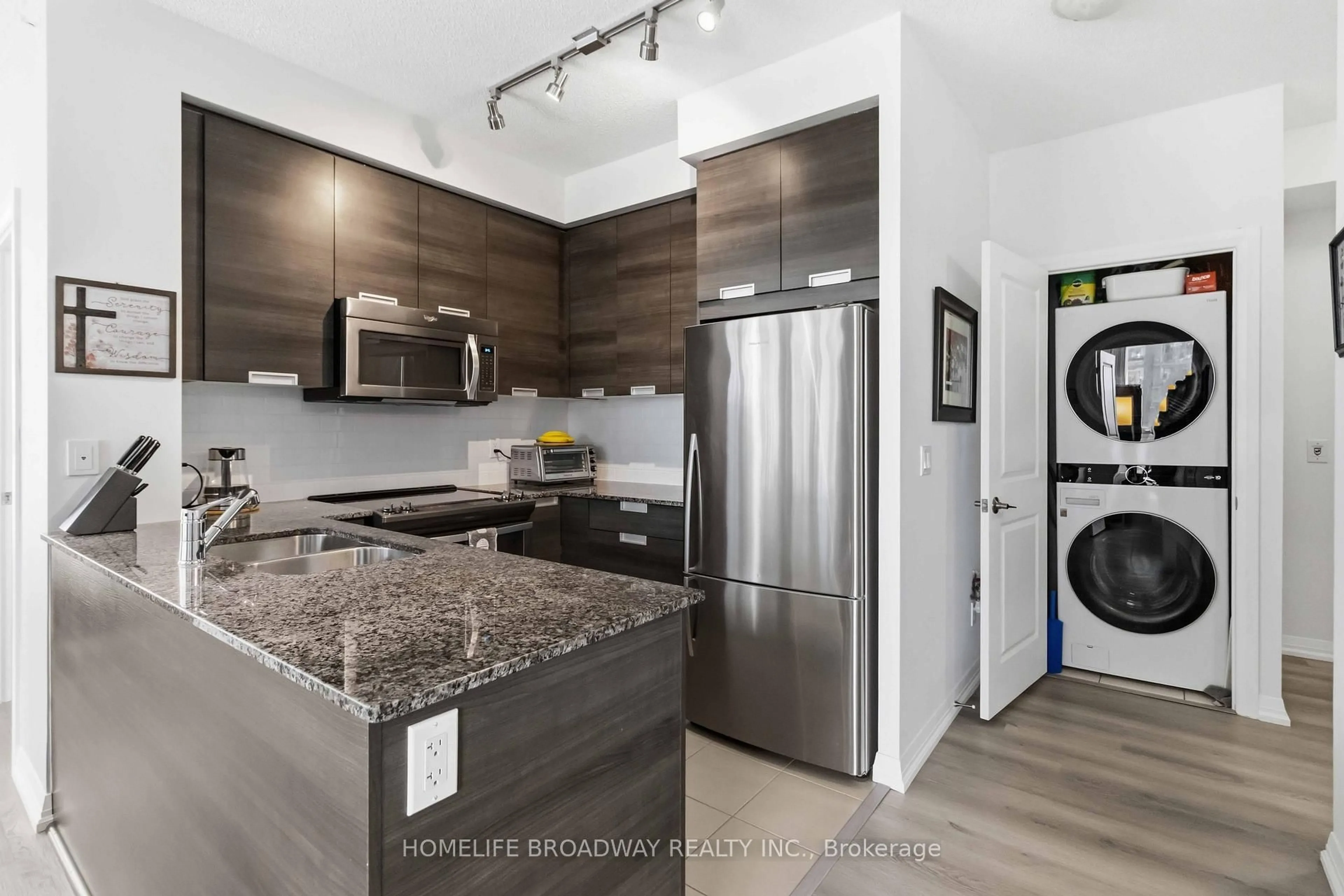 Unknown for 75 Eglinton Ave #1209, Mississauga Ontario L5R 0E5