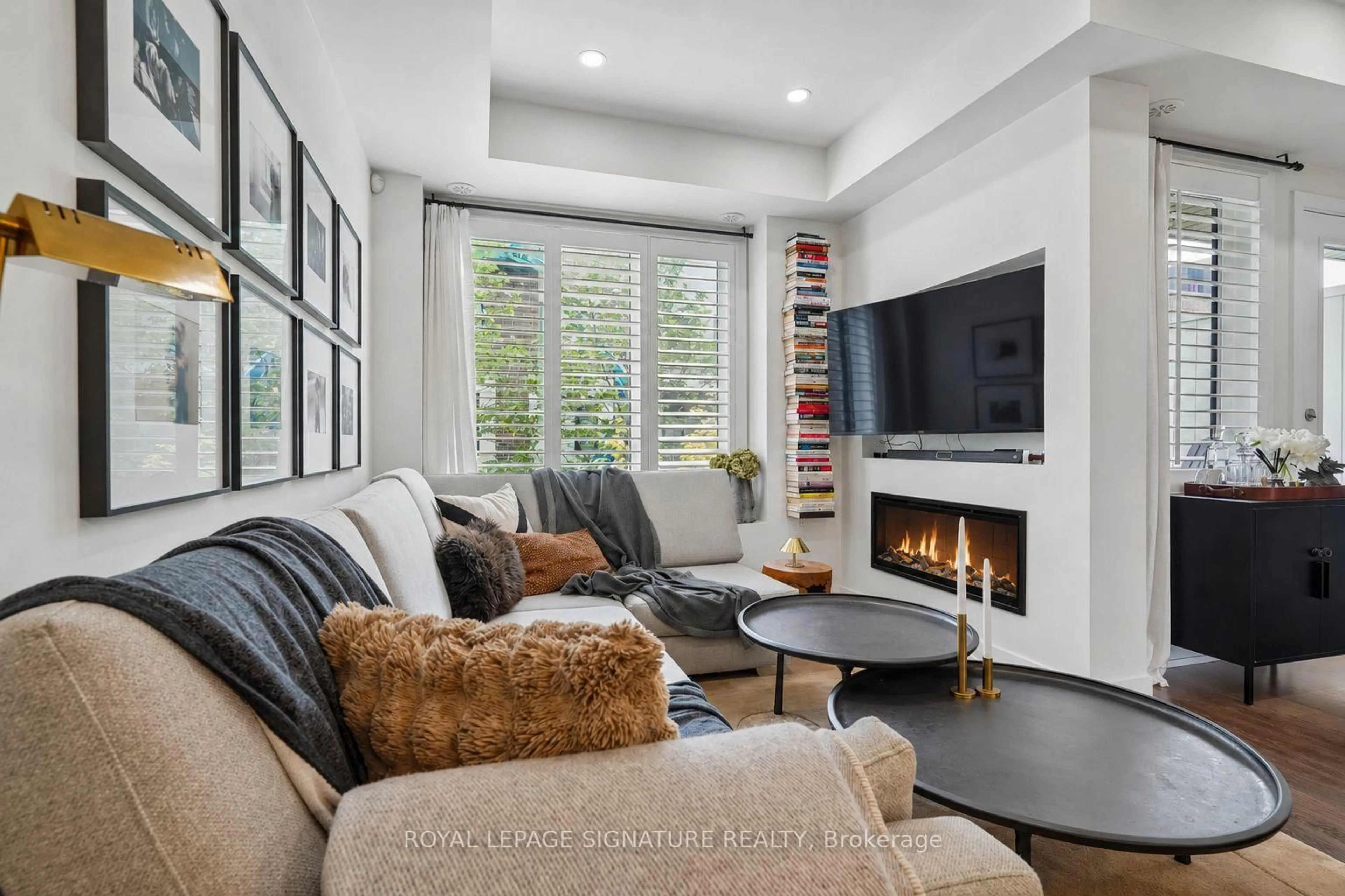 Living room with furniture, unknown for 8 Drummond St #420, Toronto Ontario M8V 1Y8