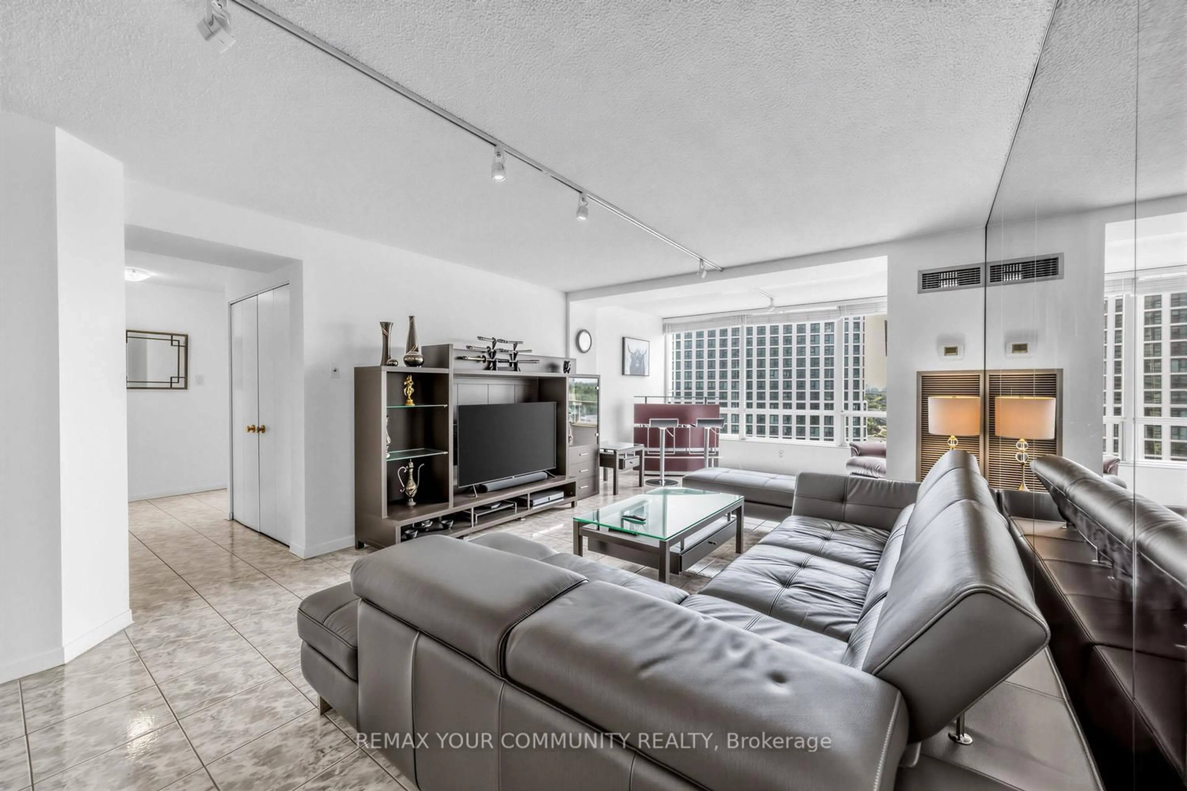 Living room with furniture, unknown for 1300 Islington Ave #1804, Toronto Ontario M9A 5C4