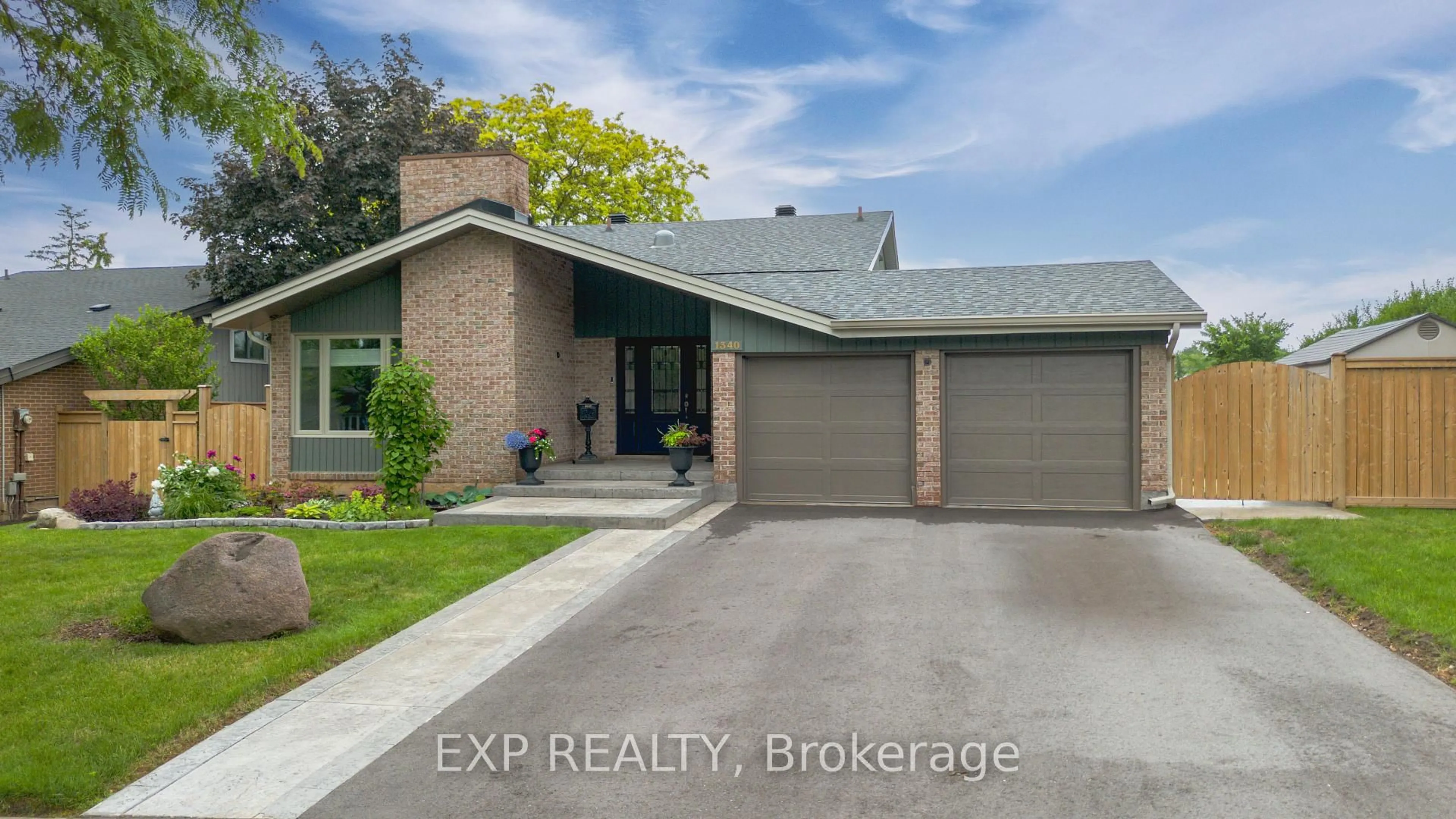 Unknown for 1340 Monmouth Dr, Burlington Ontario L7P 3J6