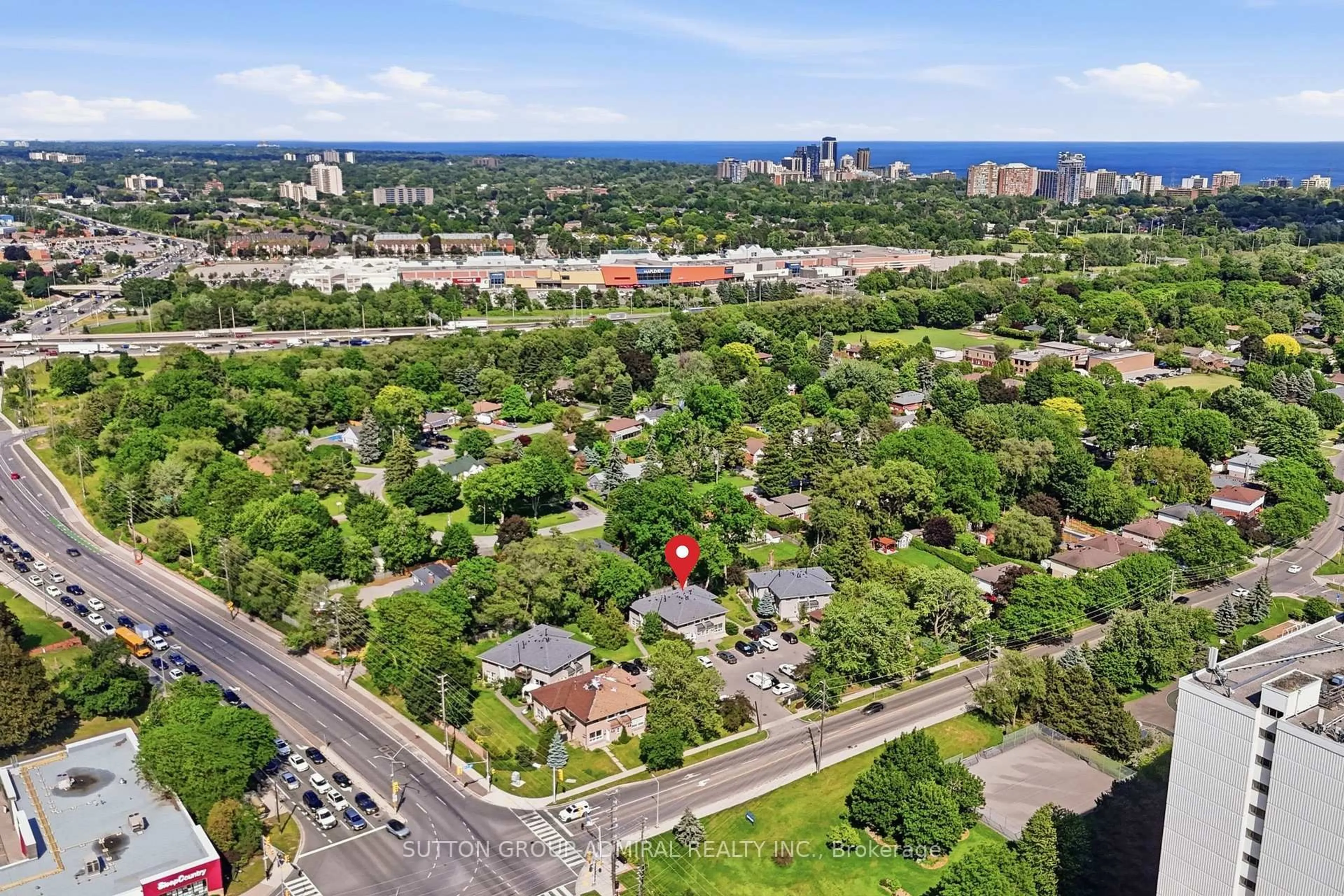 A pic from outside/outdoor area/front of a property/back of a property/a pic from drone, city buildings view from balcony for 965 Francis Rd #4, Burlington Ontario L7T 3E1
