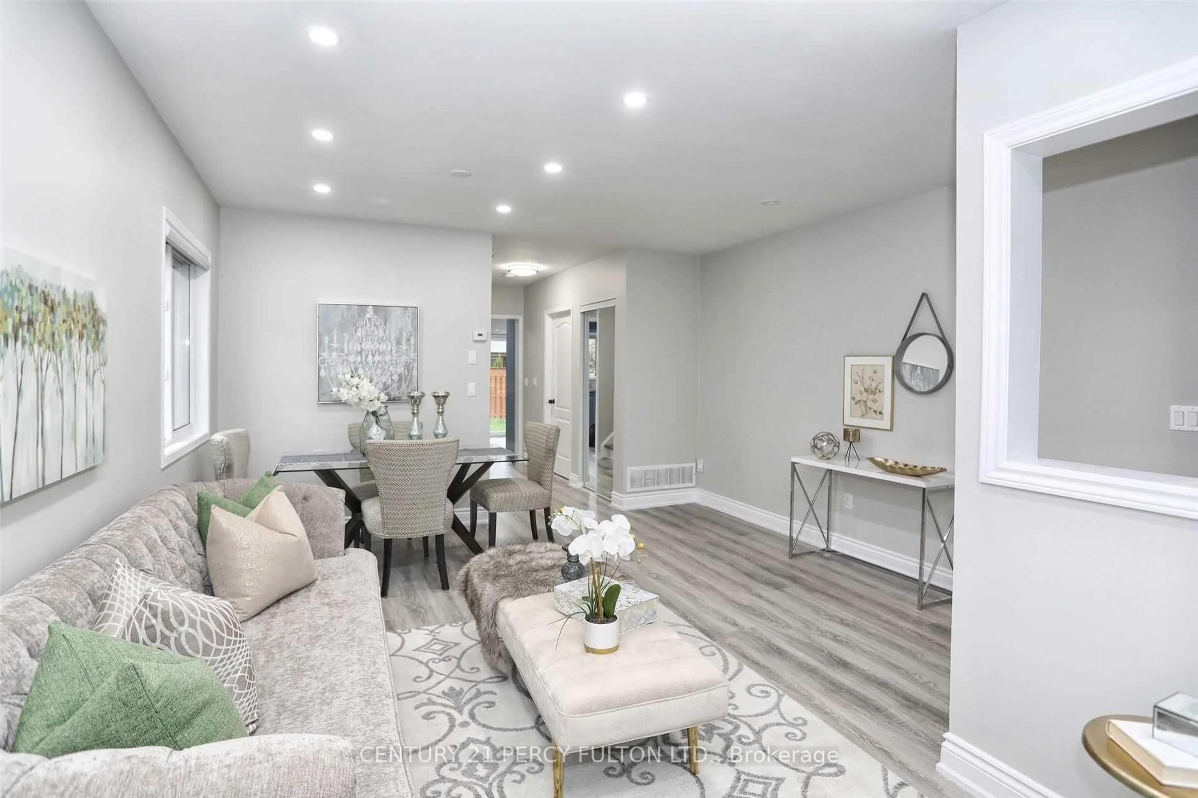 Living room with furniture, unknown for 9 Valleypark Cres, Brampton Ontario L7A 1X8