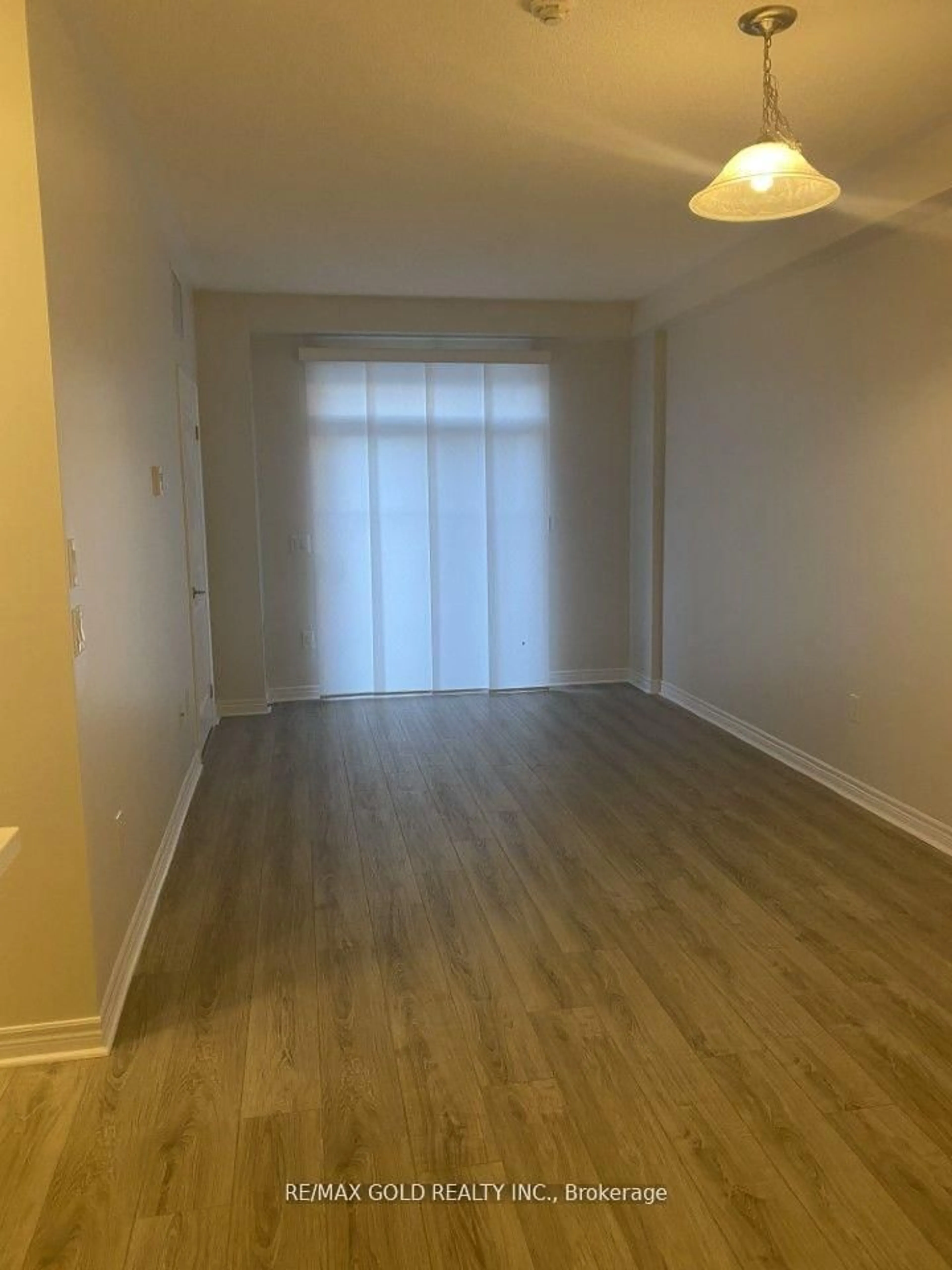 A pic of a room for 276 Gatwick Dr #205, Oakville Ontario L6H 7K3