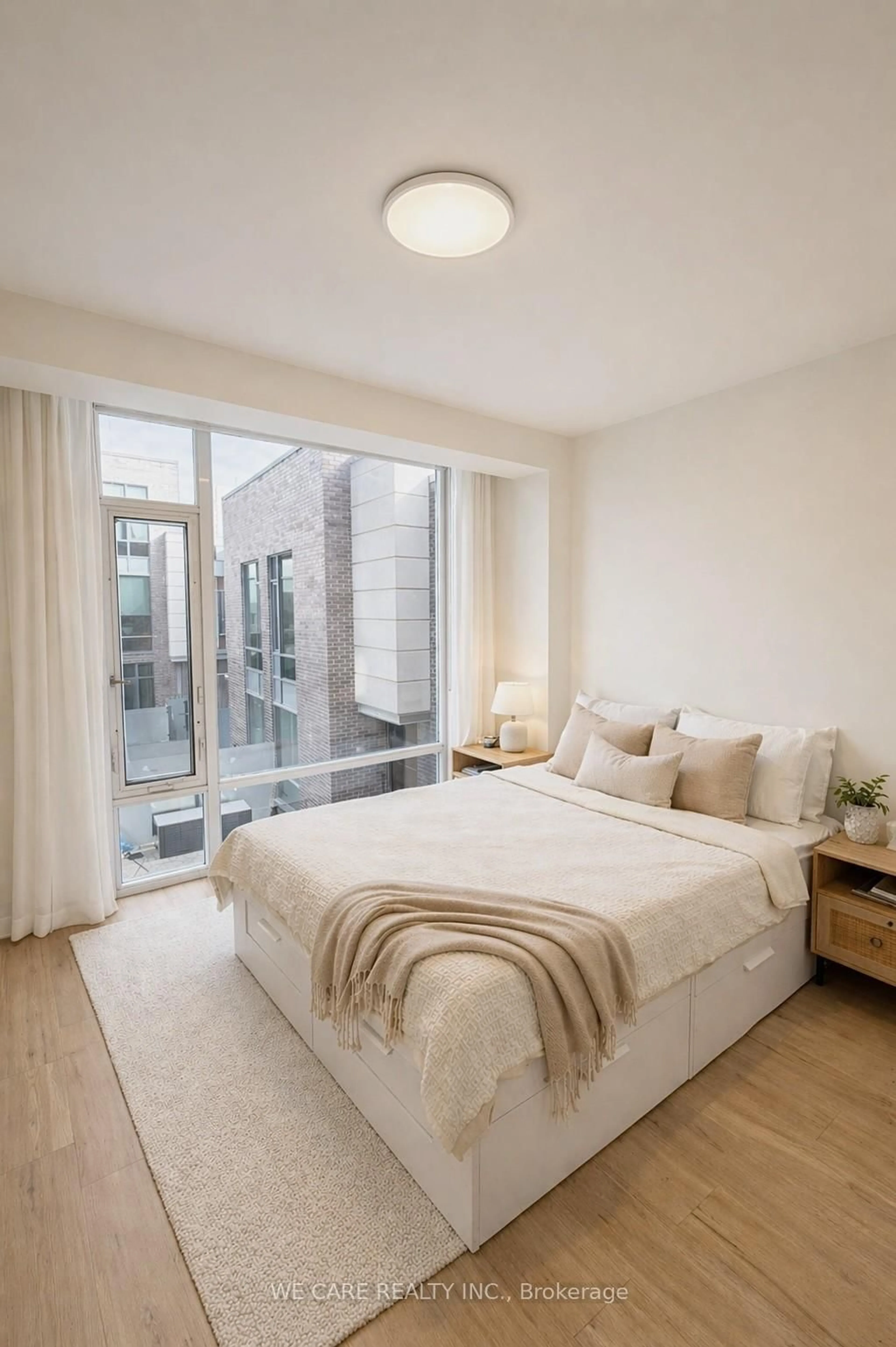 Bedroom with bed, unknown for 15 Valhalla Inn Rd #15, Toronto Ontario M9B 0B3
