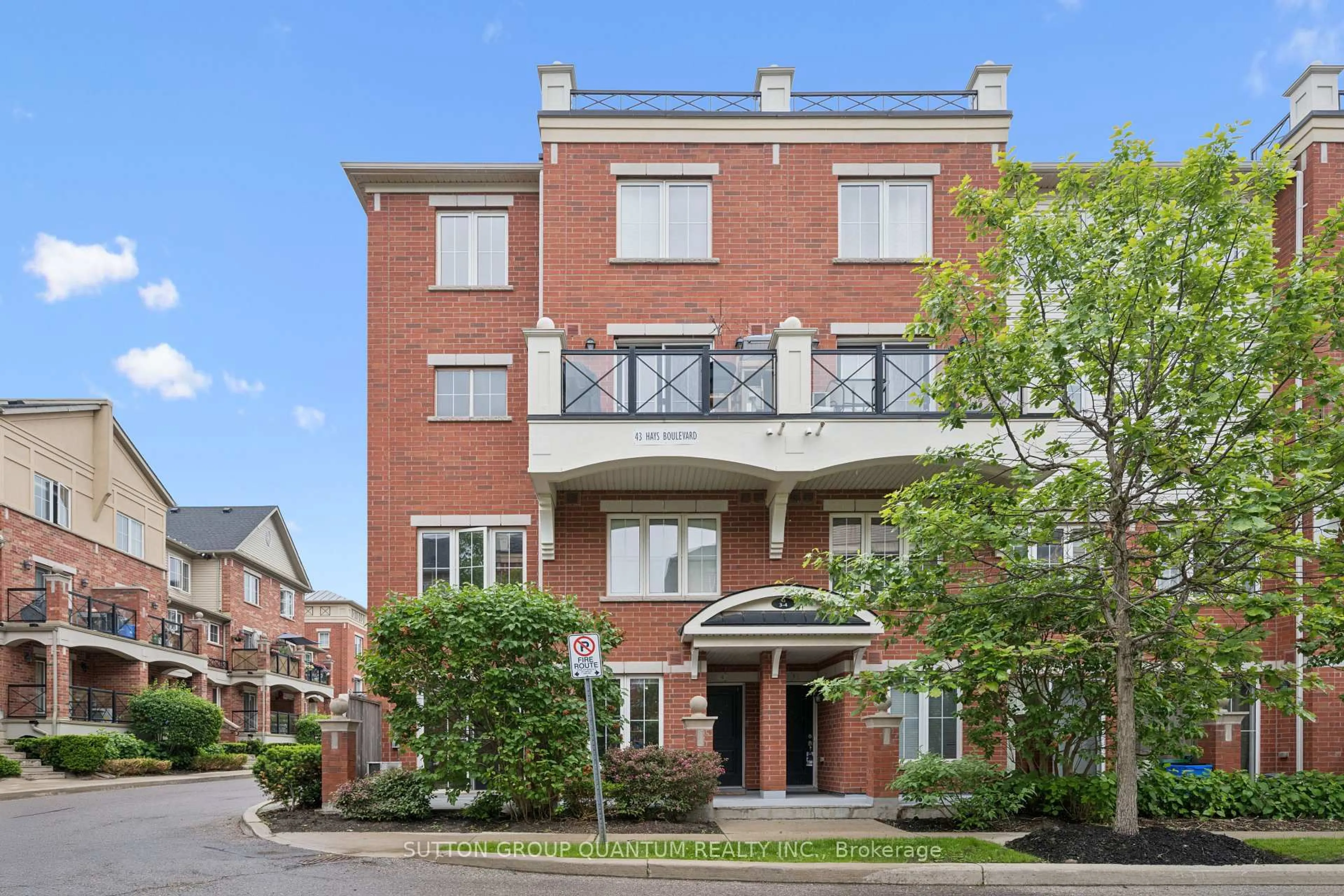 Home with brick exterior material, street for 43 Hays Blvd #4, Oakville Ontario L6H 0J1