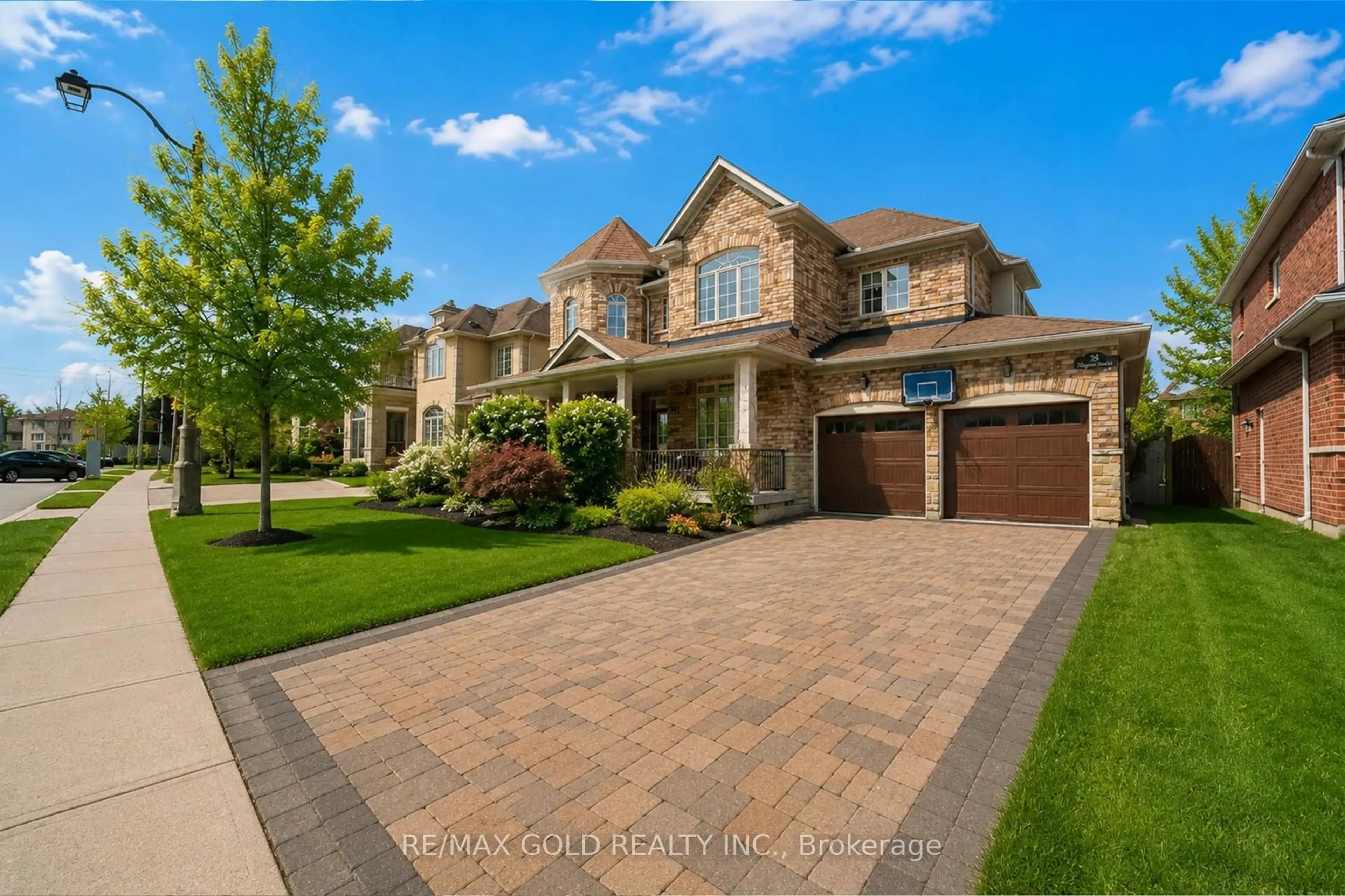 Home with brick exterior material, street for 3 Valleycreek Dr, Brampton Ontario L6P 2C2