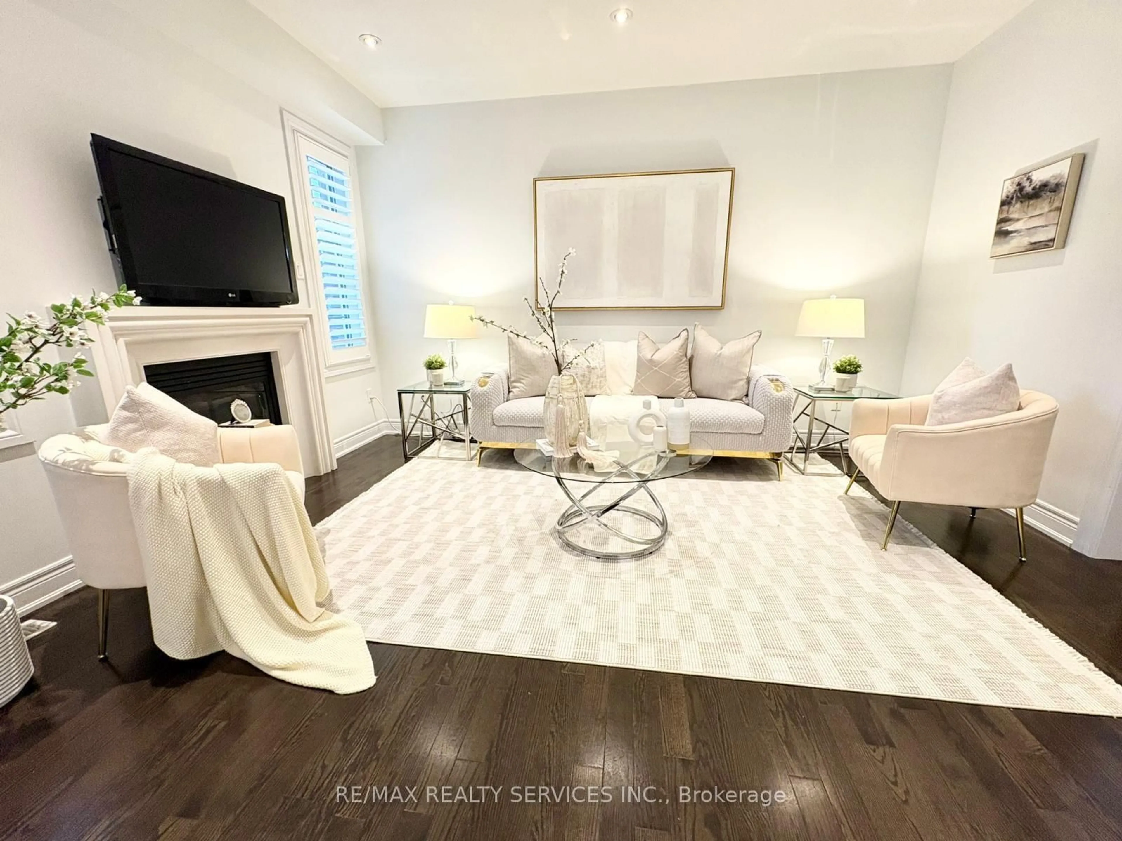 Living room with furniture, unknown for 36 Attraction Dr, Brampton Ontario L6Y 2Z8