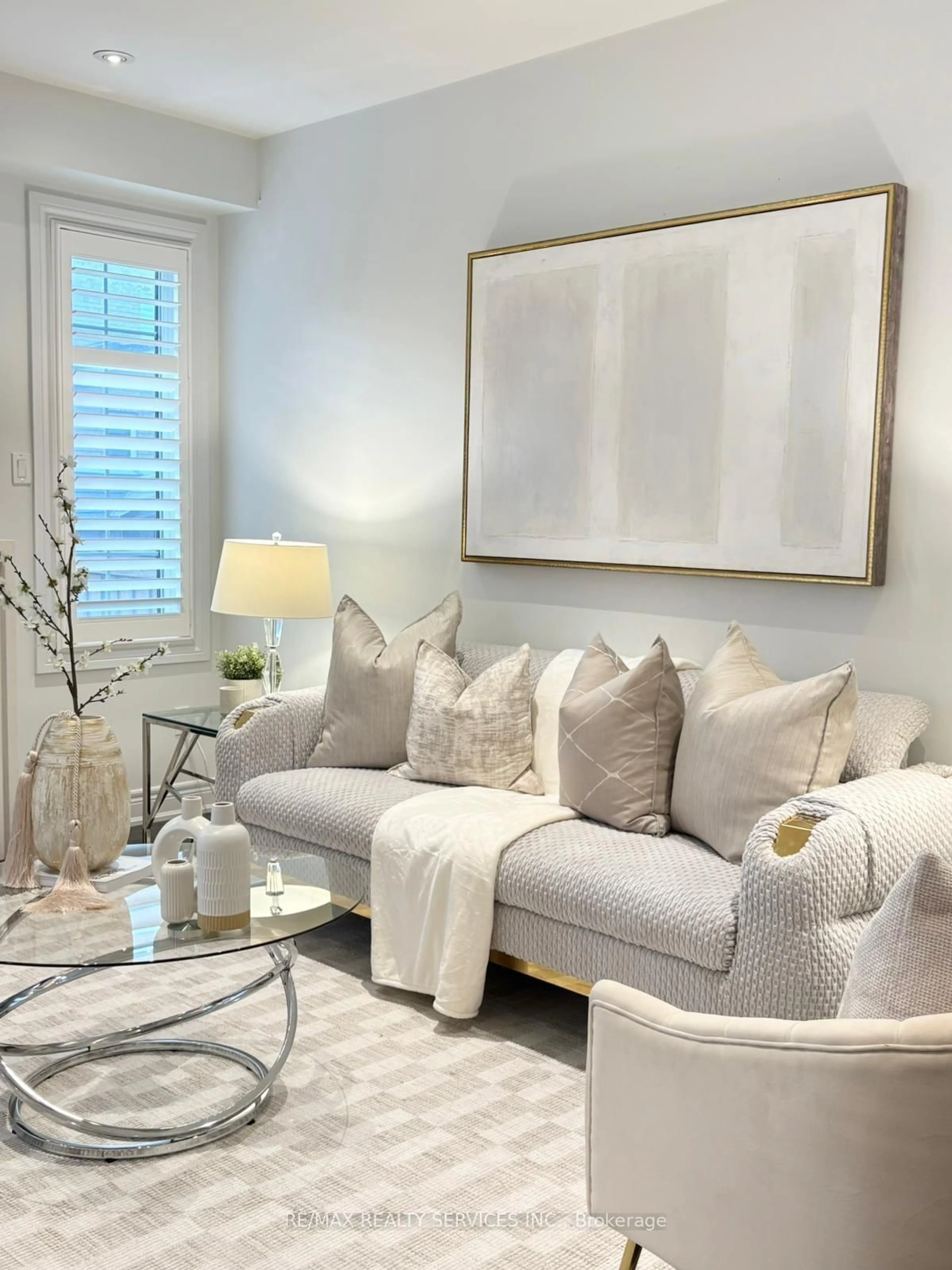 Living room with furniture, unknown for 36 Attraction Dr, Brampton Ontario L6Y 2Z8