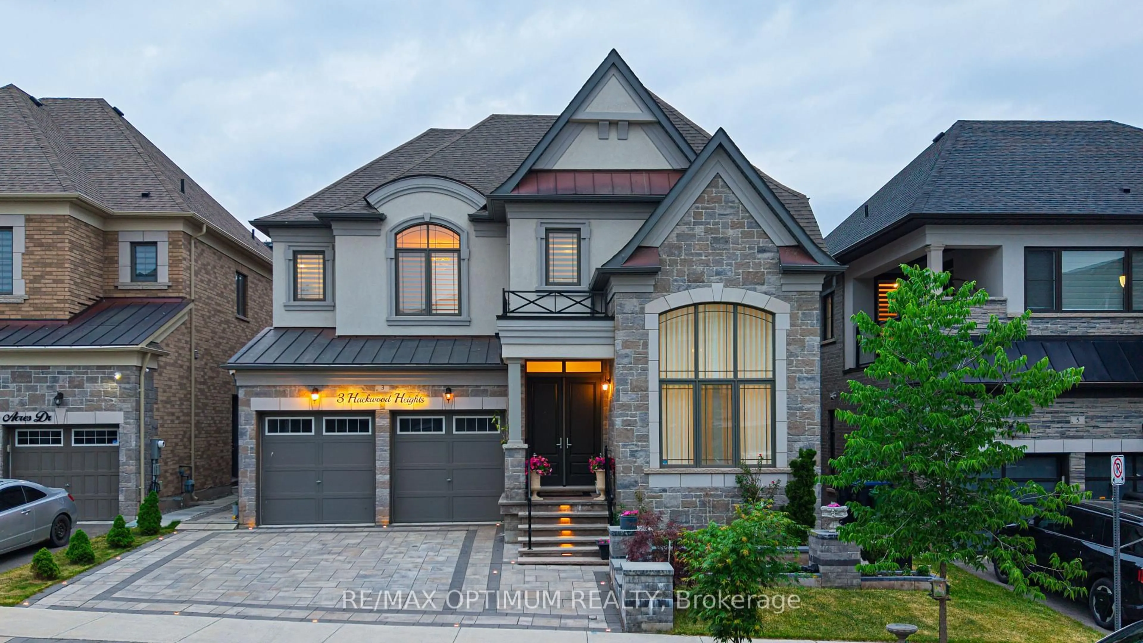 Home with brick exterior material, street for 3 Hackwood Hts, Brampton Ontario L6X 5P4