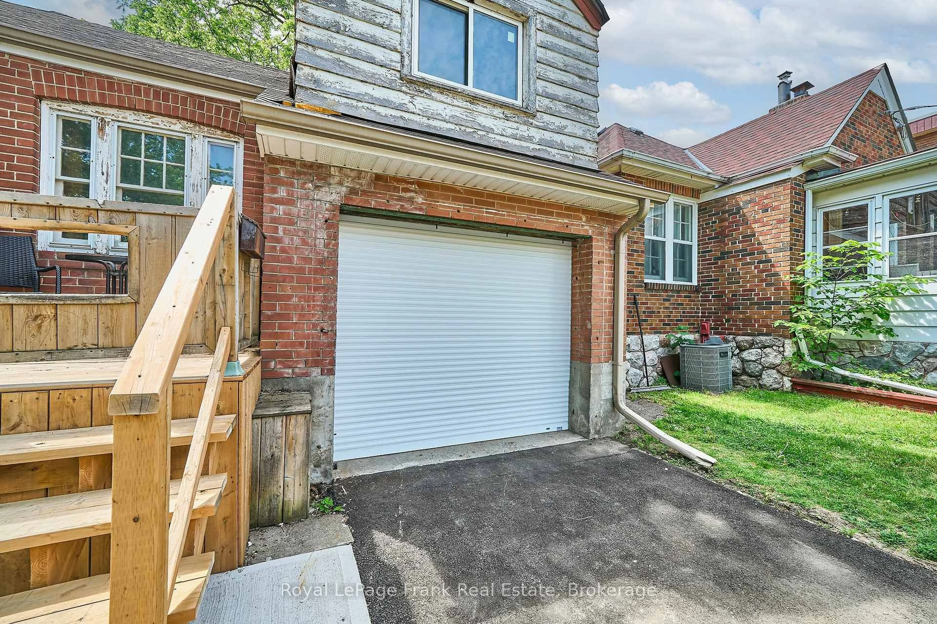 Home with brick exterior material, street for 203 William St, Toronto Ontario M9N 2H2