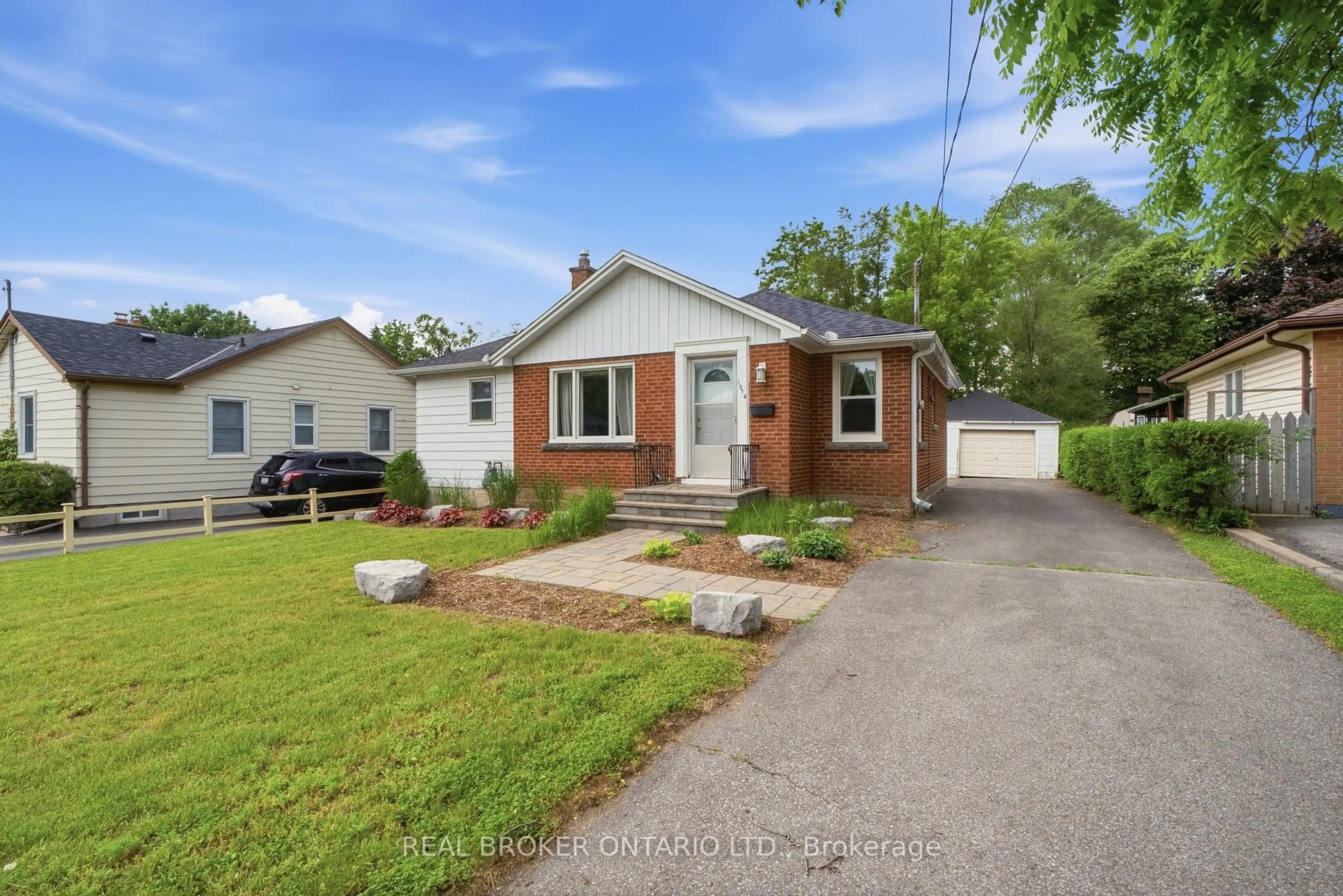 Unknown for 1076 Clearview Ave, Burlington Ontario L7T 2J1