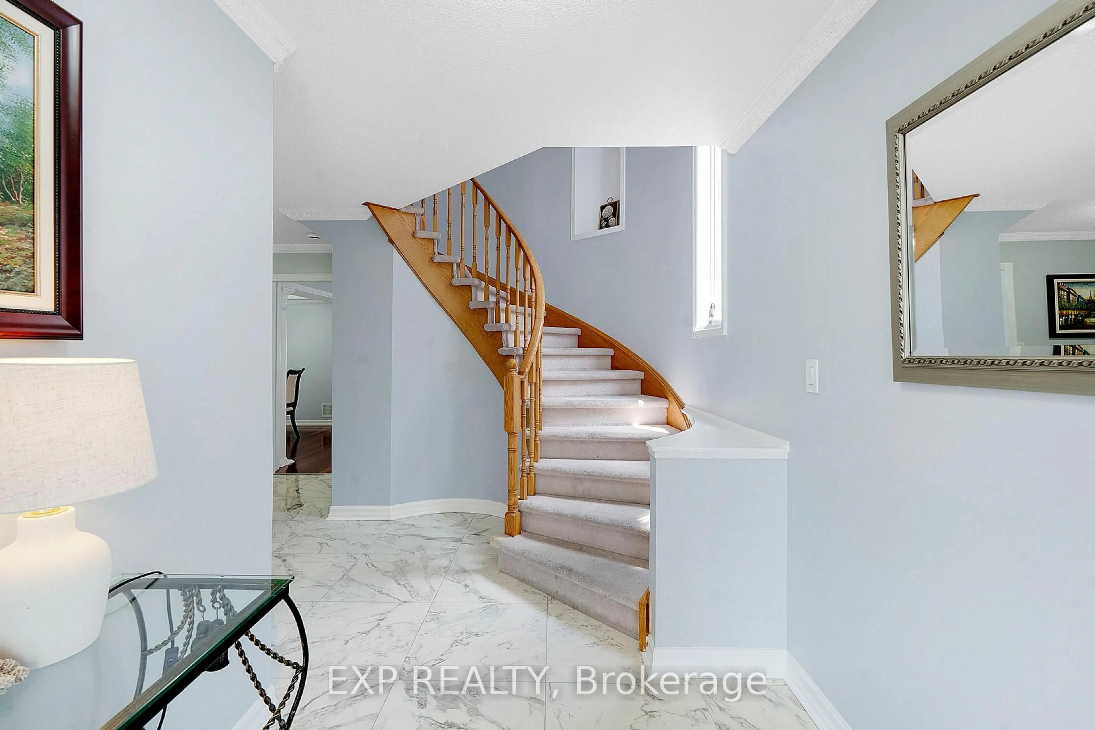 Stairs for 7295 Bread Fruit Lane, Mississauga Ontario L5N 8P2