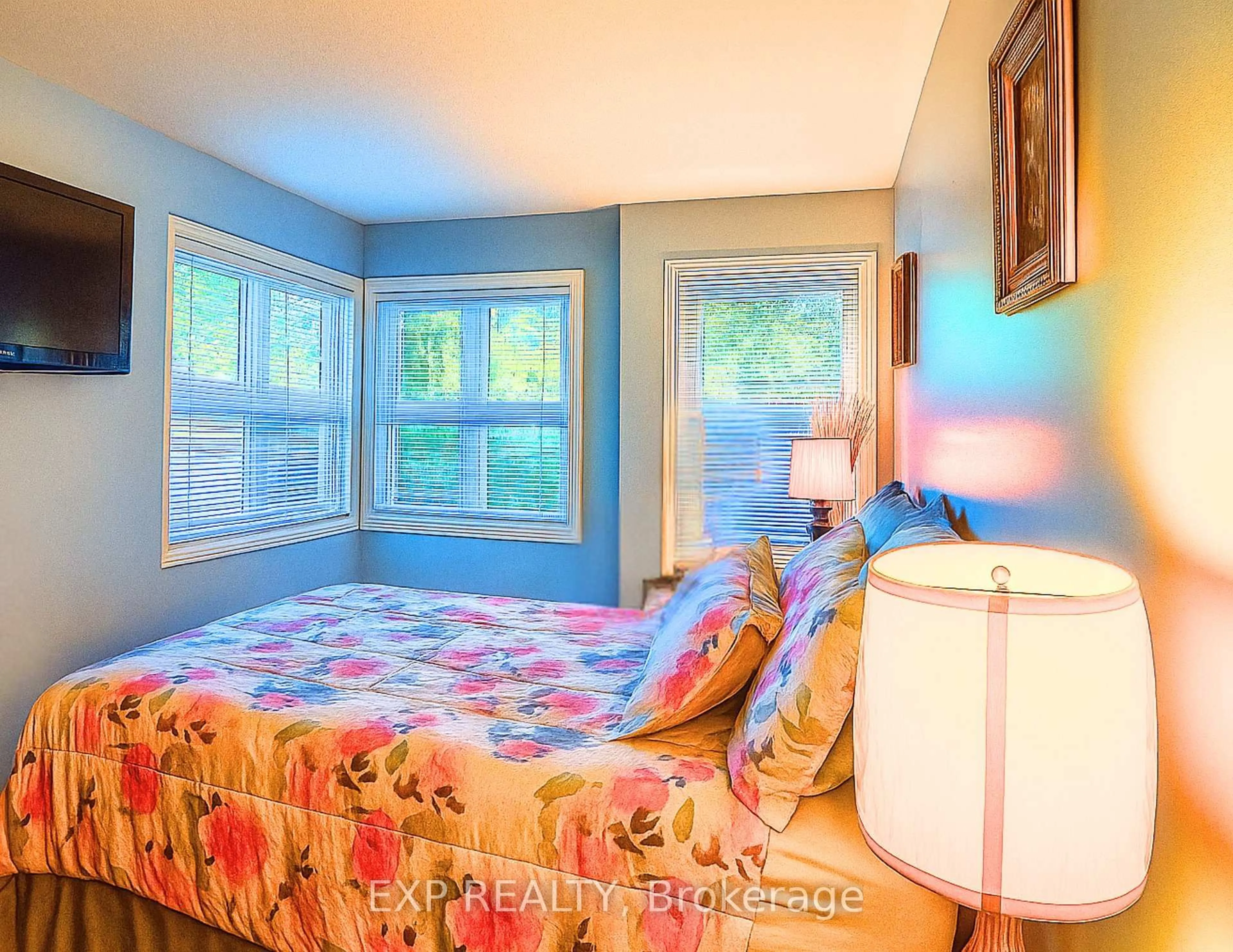 Bedroom with bed, unknown for 760 Lawrence Ave #132, Toronto Ontario M6A 3E7