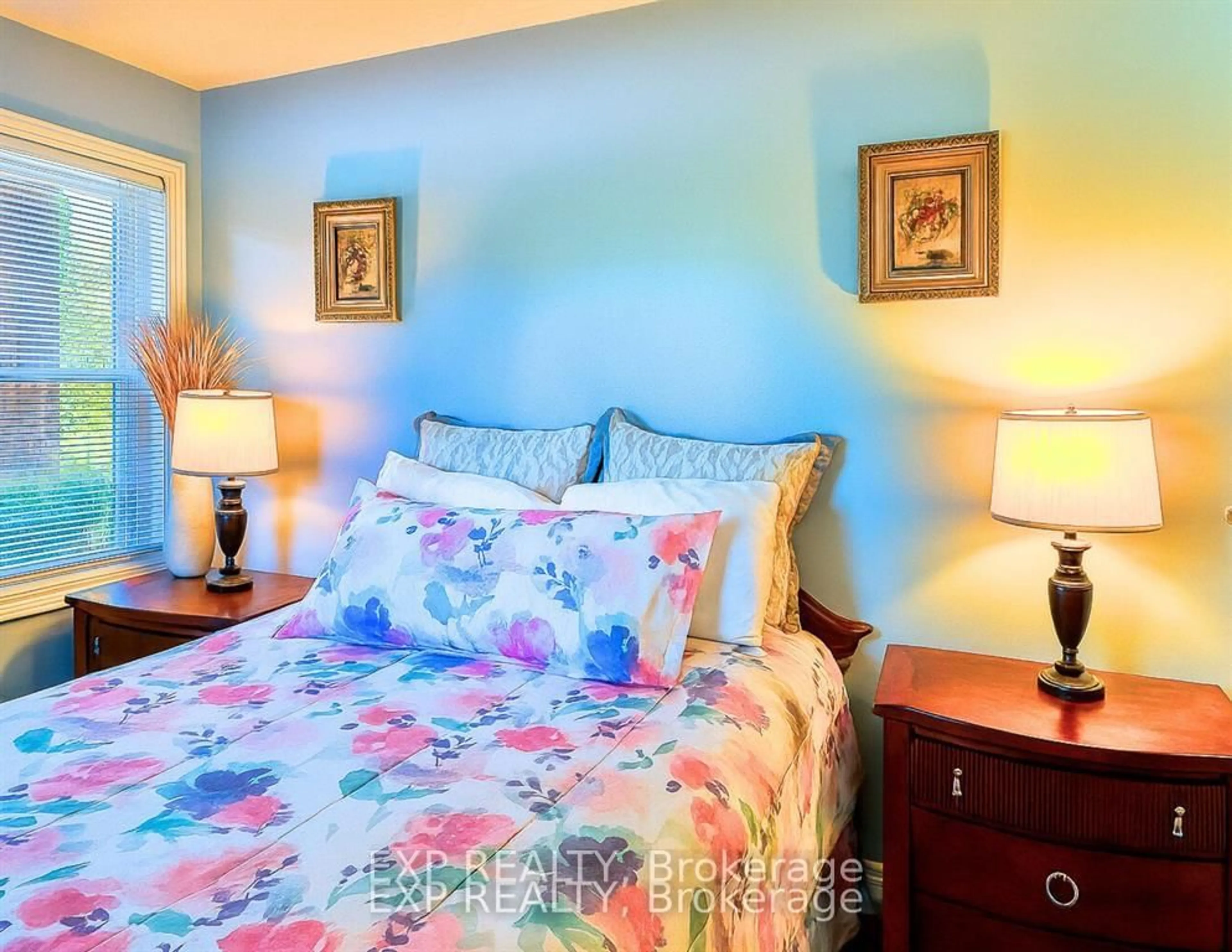 Bedroom with bed, unknown for 760 Lawrence Ave #132, Toronto Ontario M6A 3E7