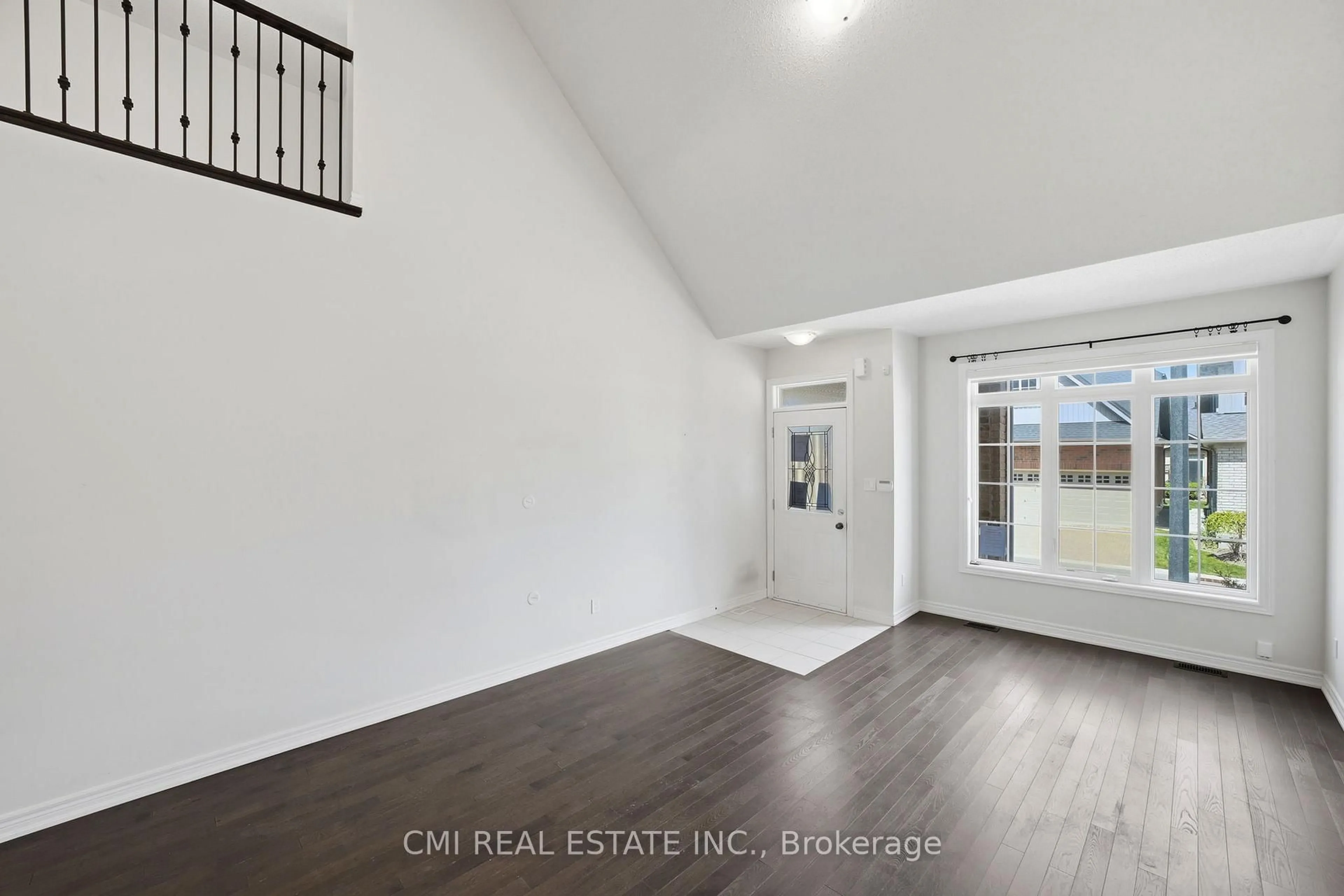 Indoor entryway for 56 Seedhouse Rd #83, Brampton Ontario L6R 3Z5