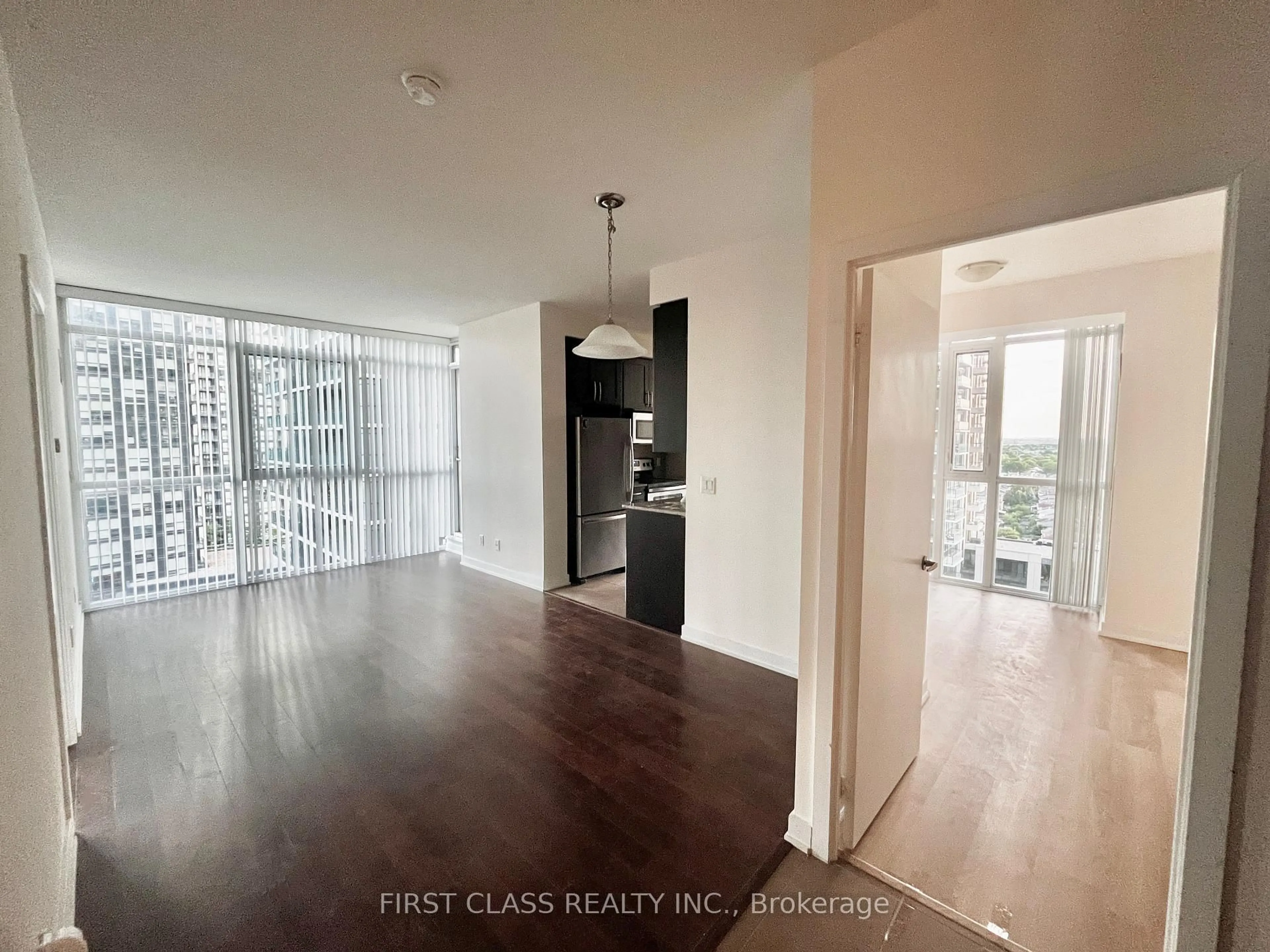 A pic of a room for 4070 Confederation Pkwy #1204, Mississauga Ontario L5B 0E9