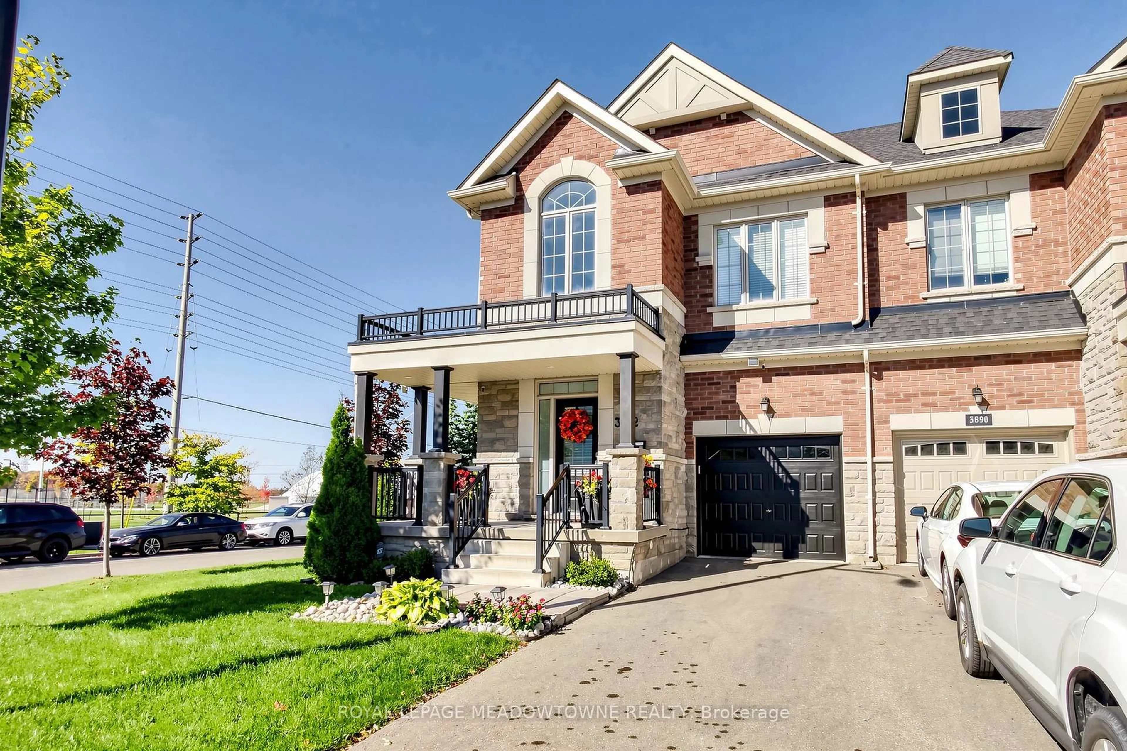 Home with brick exterior material, street for 3892 Arvona Pl, Mississauga Ontario L5M 0Y5