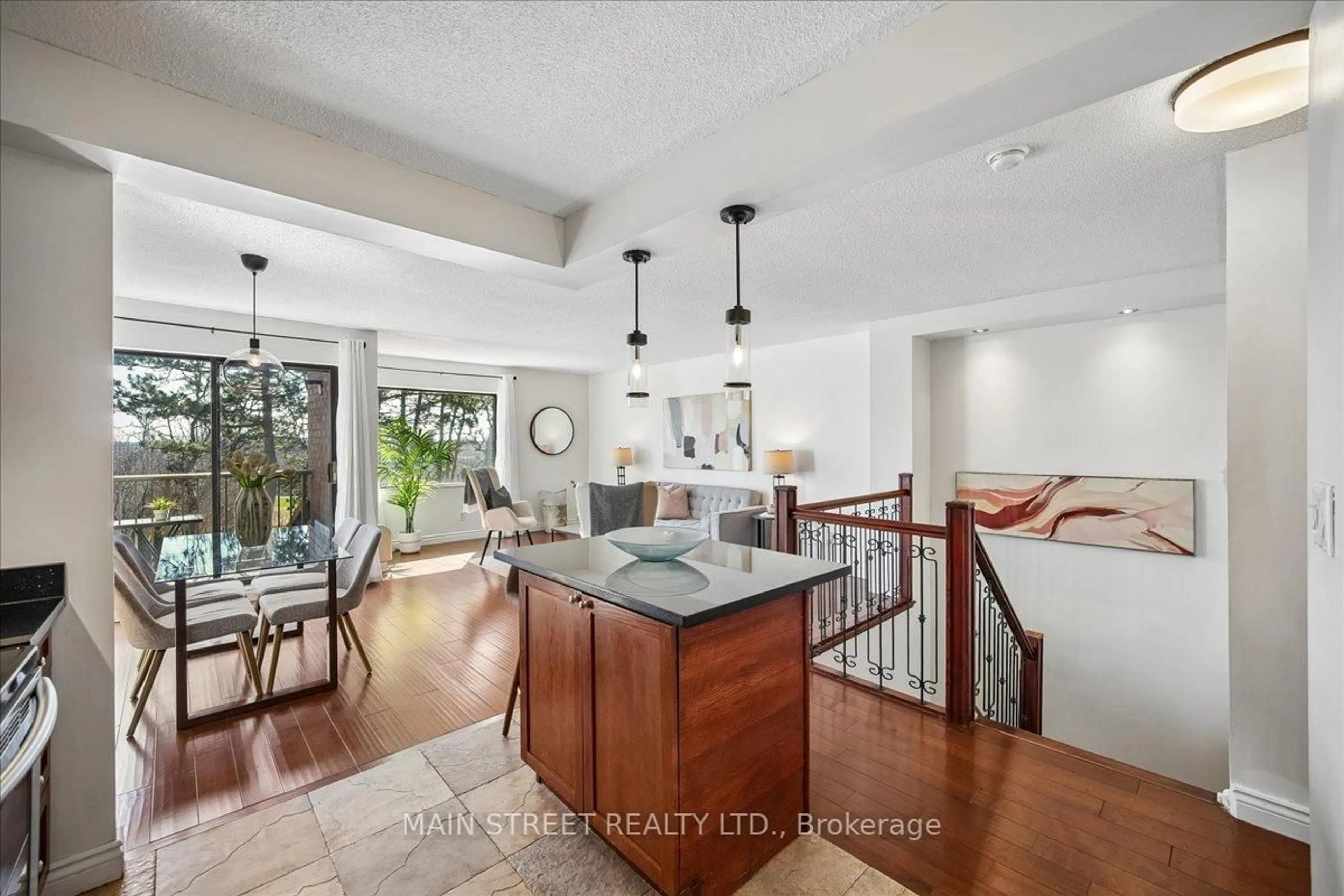 Open concept kitchen, unknown for 1000 Cedarglen Gate #217, Mississauga Ontario L5C 3Z5