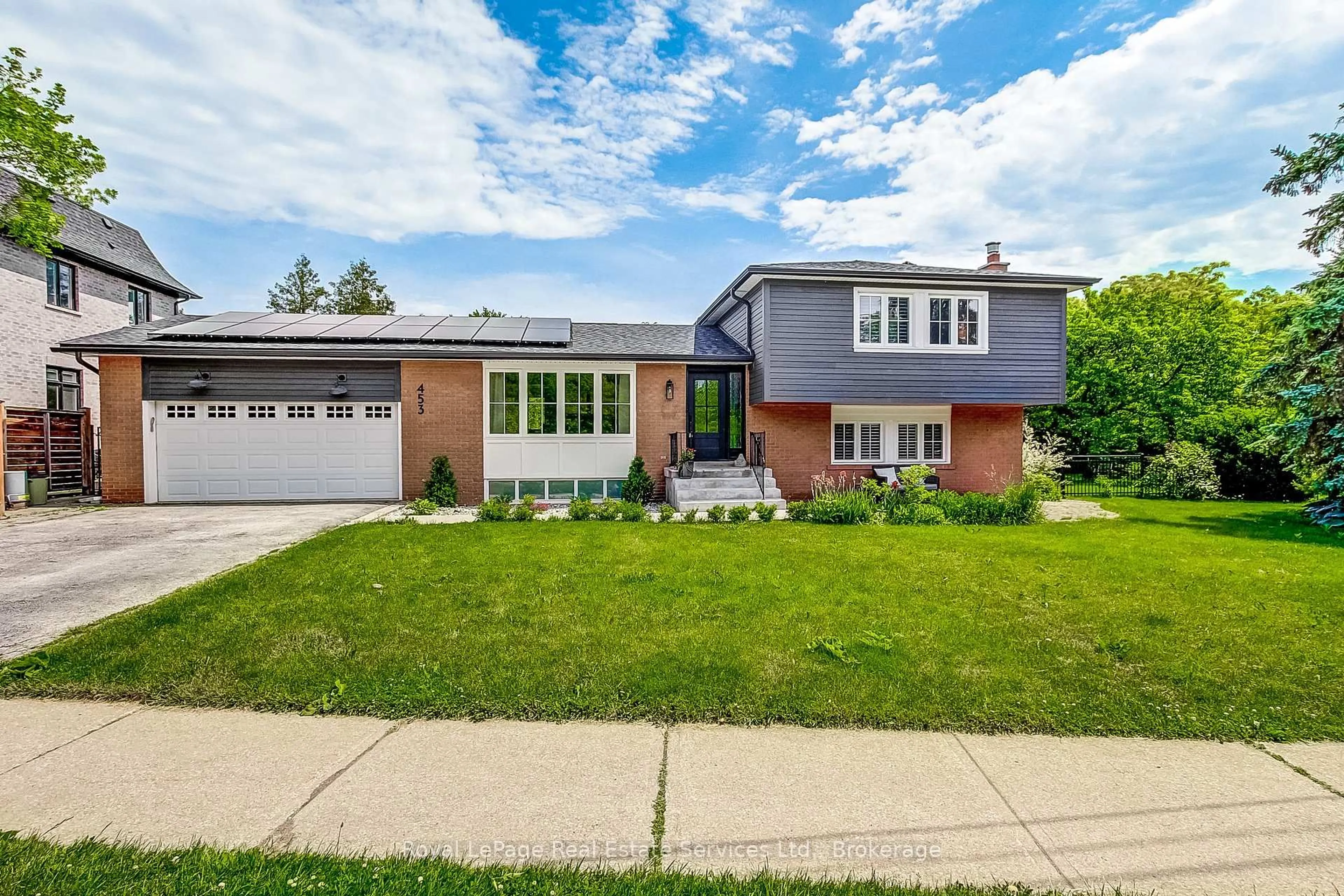 Home with brick exterior material, street for 453 Warminster Dr, Oakville Ontario L6L 4N4