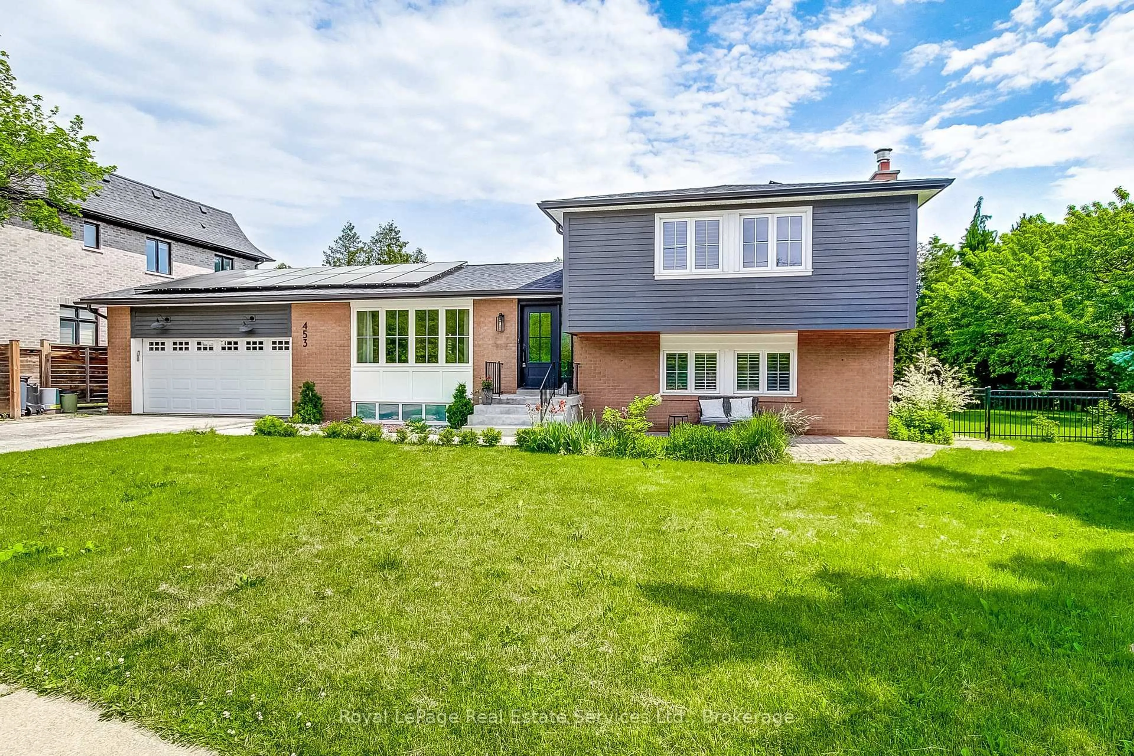 Home with brick exterior material, street for 453 Warminster Dr, Oakville Ontario L6L 4N4