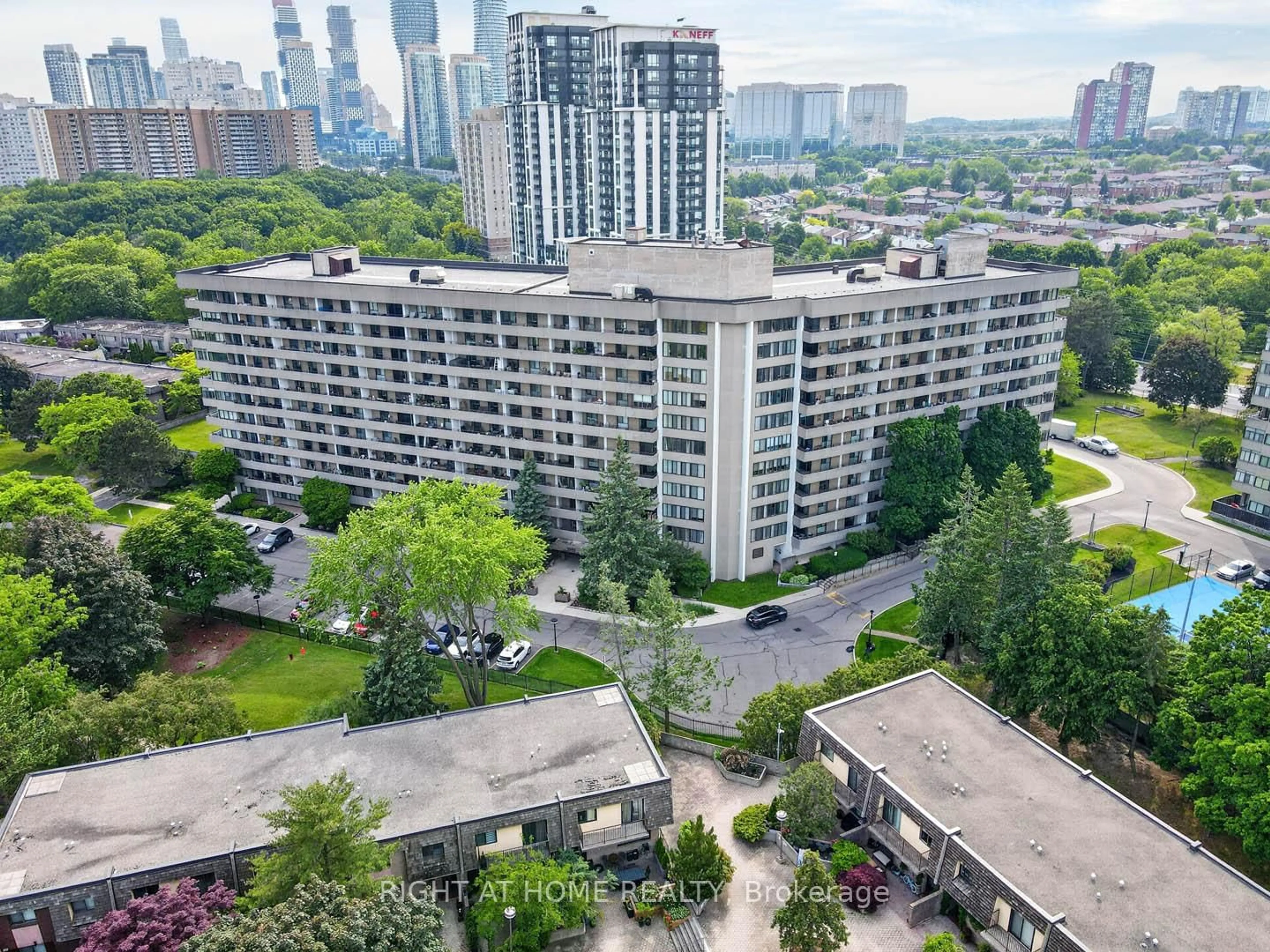 A pic from outside/outdoor area/front of a property/back of a property/a pic from drone, city buildings view from balcony for 1320 Mississauga Valley Blvd #806, Mississauga Ontario L5A 3S9