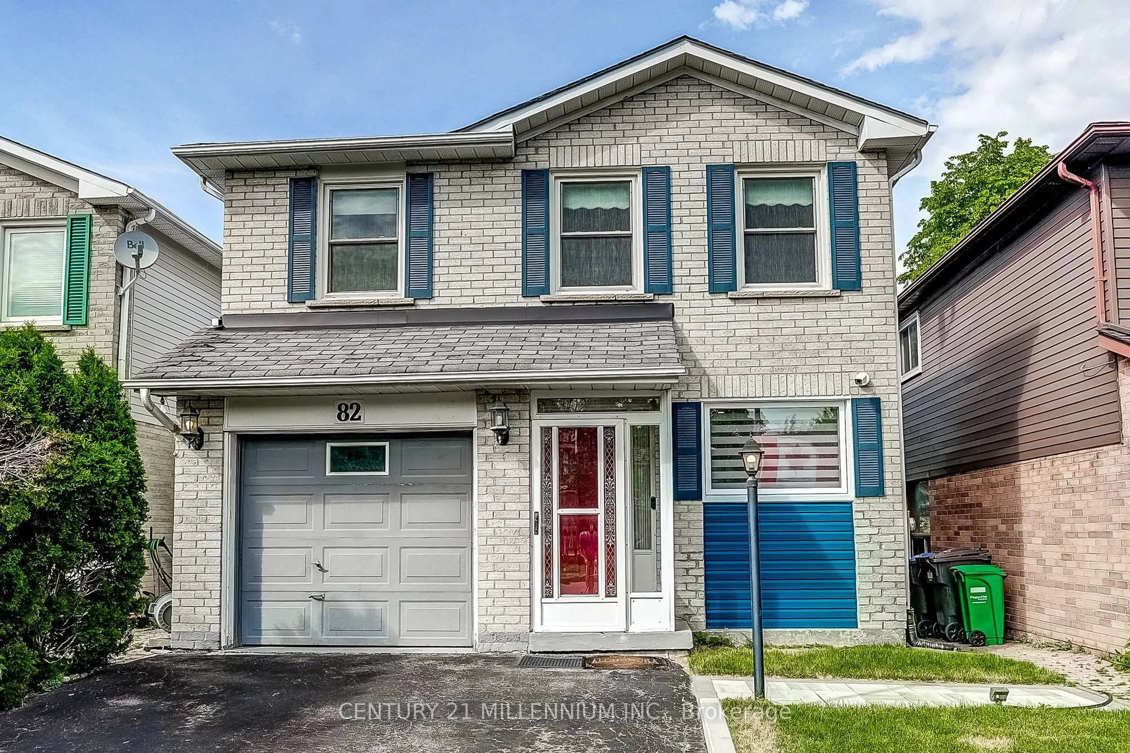 Home with brick exterior material, street for 82 Horton Cres, Brampton Ontario L6S 5H6