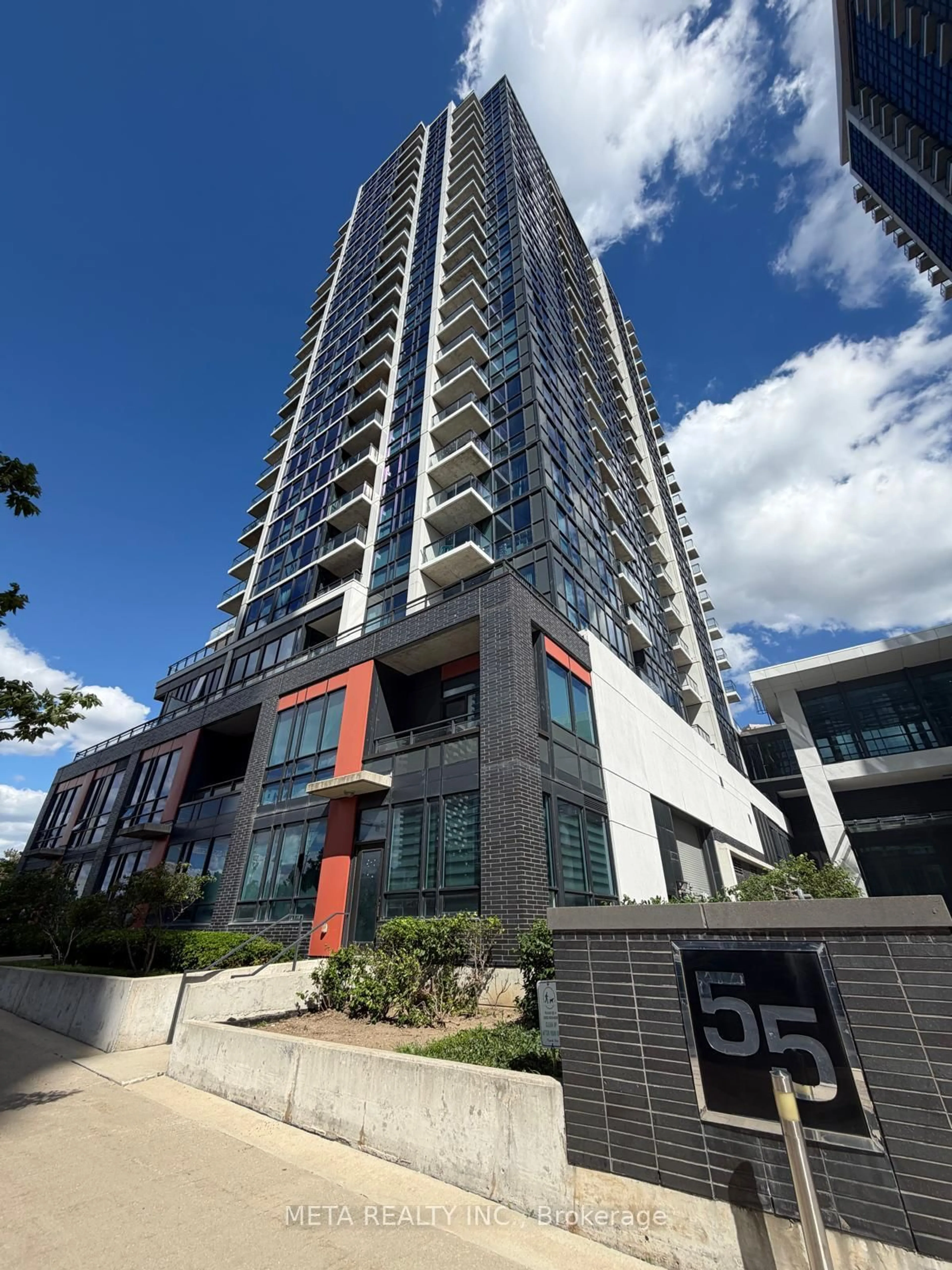 A pic from outside/outdoor area/front of a property/back of a property/a pic from drone, building for 55 Eglinton Ave #706, Mississauga Ontario L5R 0E4