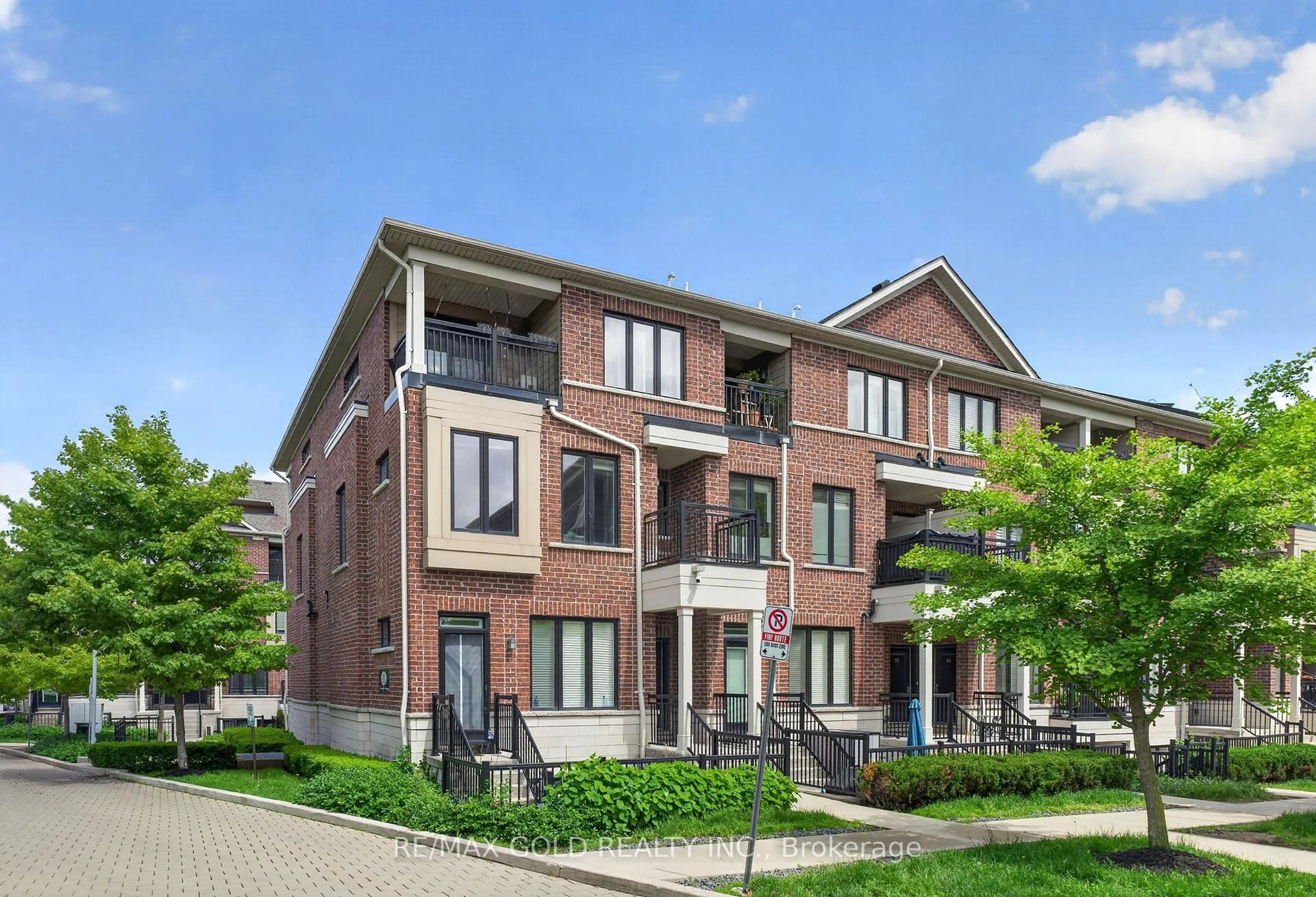 Home with brick exterior material, street for 30 Carnation Ave #92, Toronto Ontario M8V 0B8