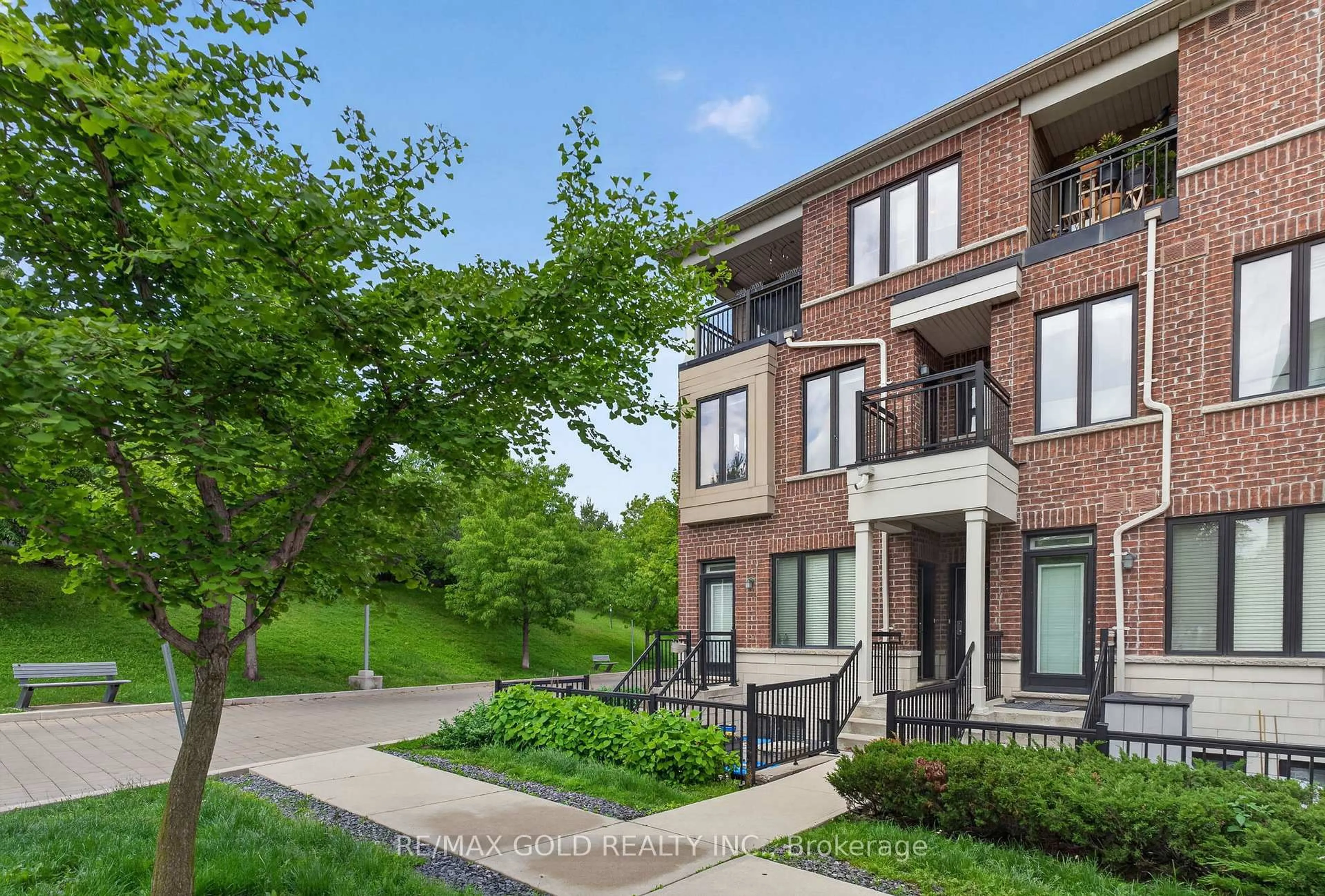 Home with brick exterior material, street for 30 Carnation Ave #92, Toronto Ontario M8V 0B8