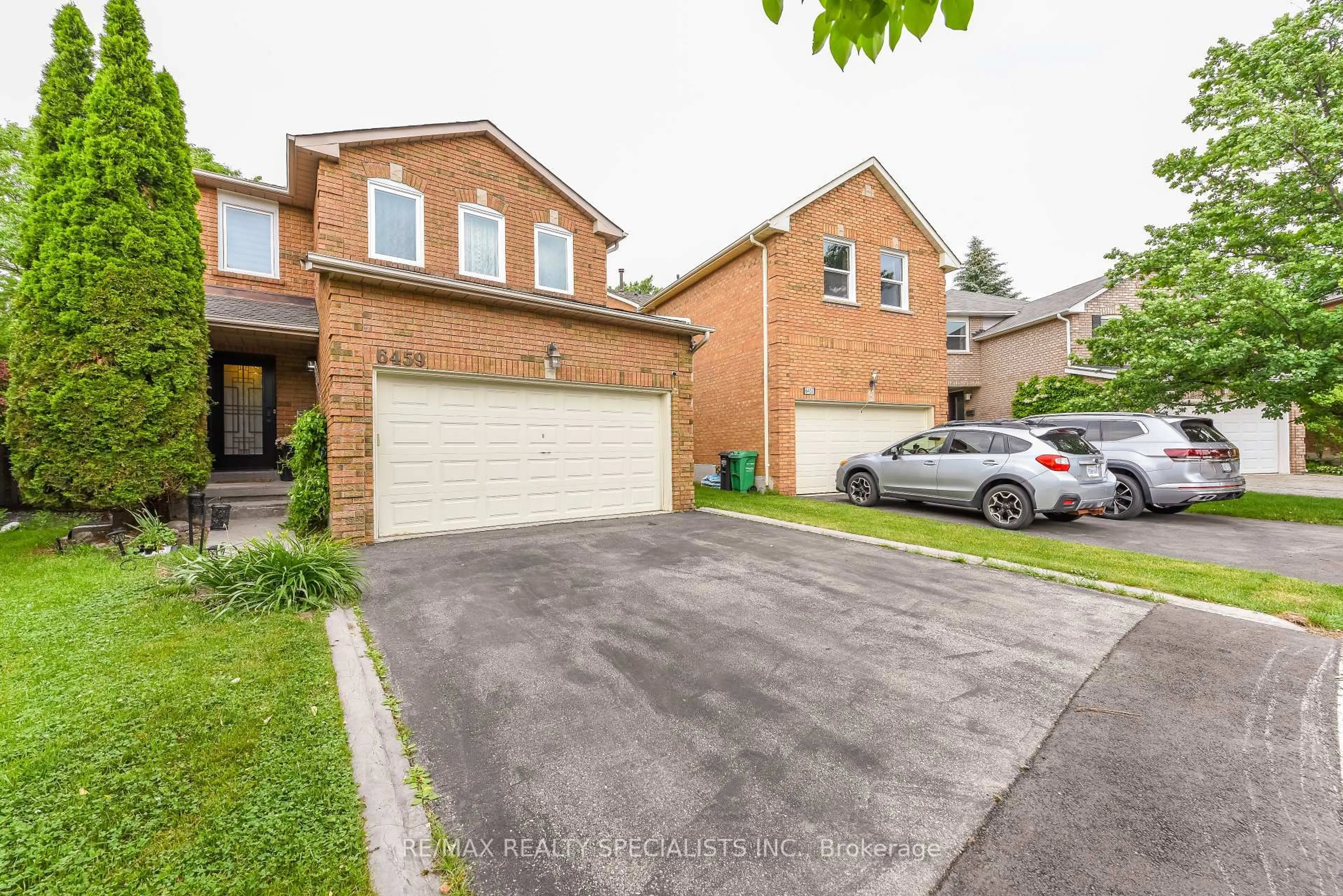 Home with brick exterior material, street for 6459 Longspur Rd, Mississauga Ontario L5N 6E4