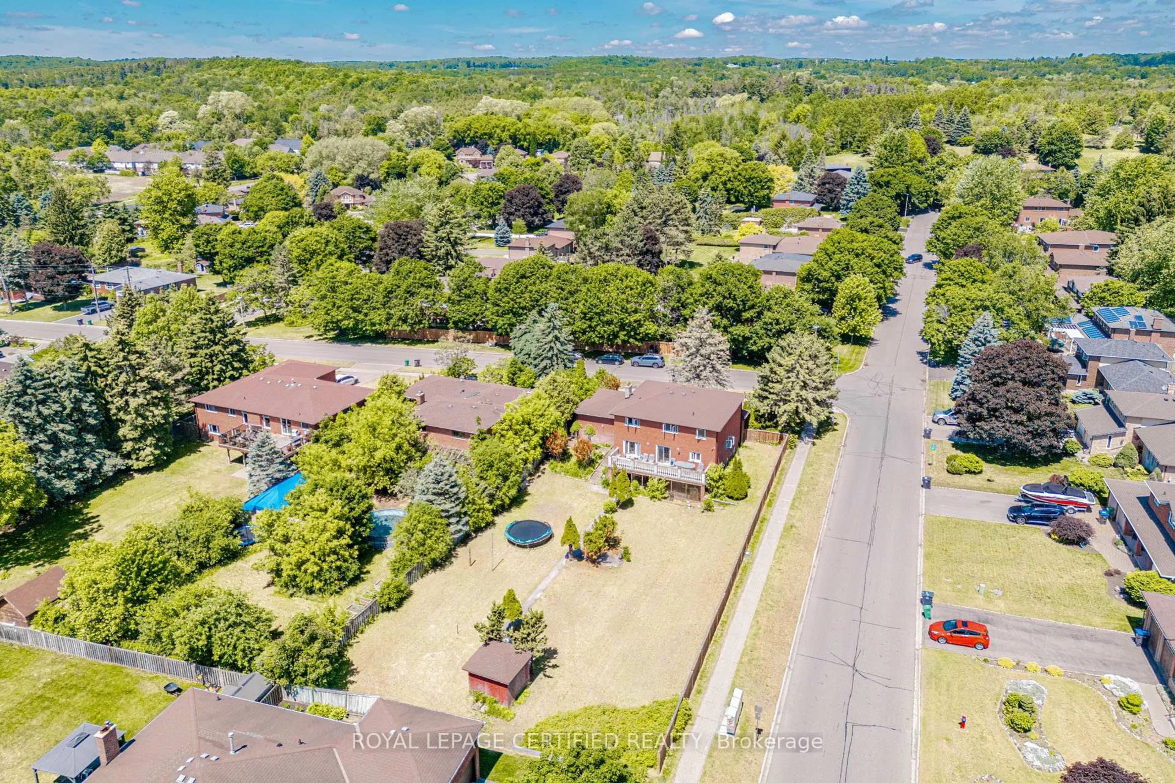 A pic from outside/outdoor area/front of a property/back of a property/a pic from drone, water/lake/river/ocean view for 28 Walker Rd, Caledon Ontario L7C 1H2