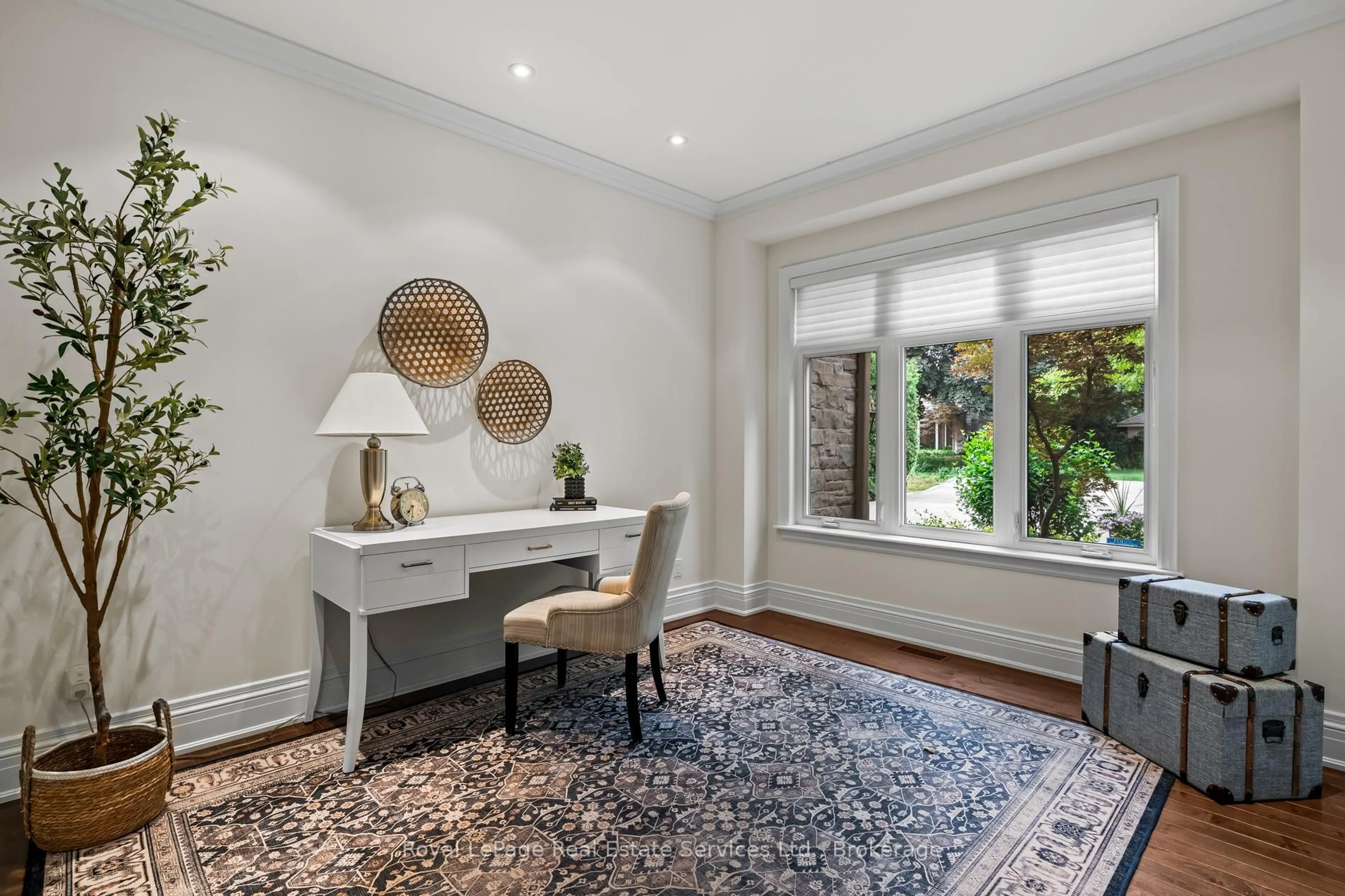 Unknown for 370 Christina Dr, Oakville Ontario L6K 1H6