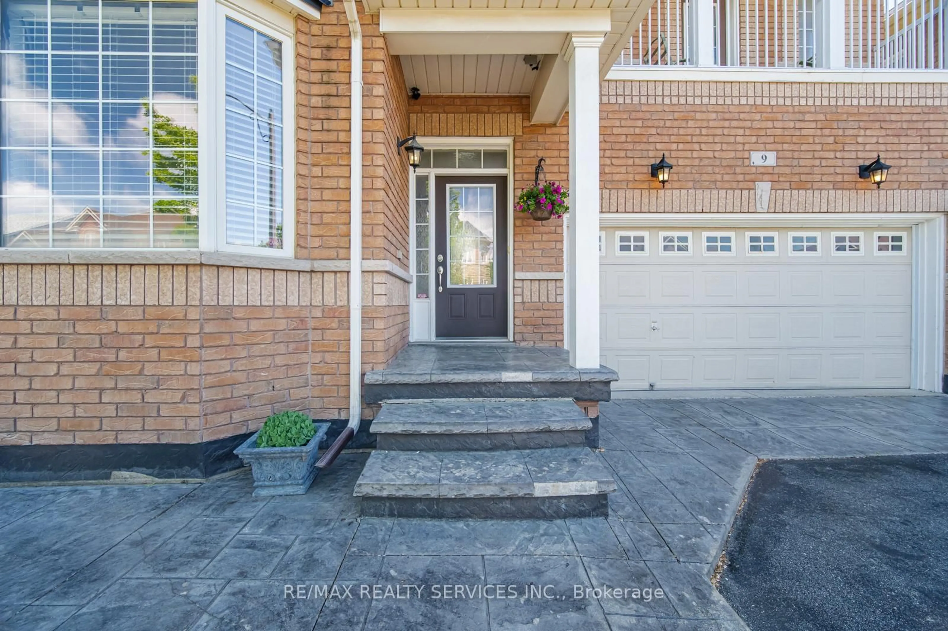 Unknown for 9 Eatonville St, Brampton Ontario L7A 0M5