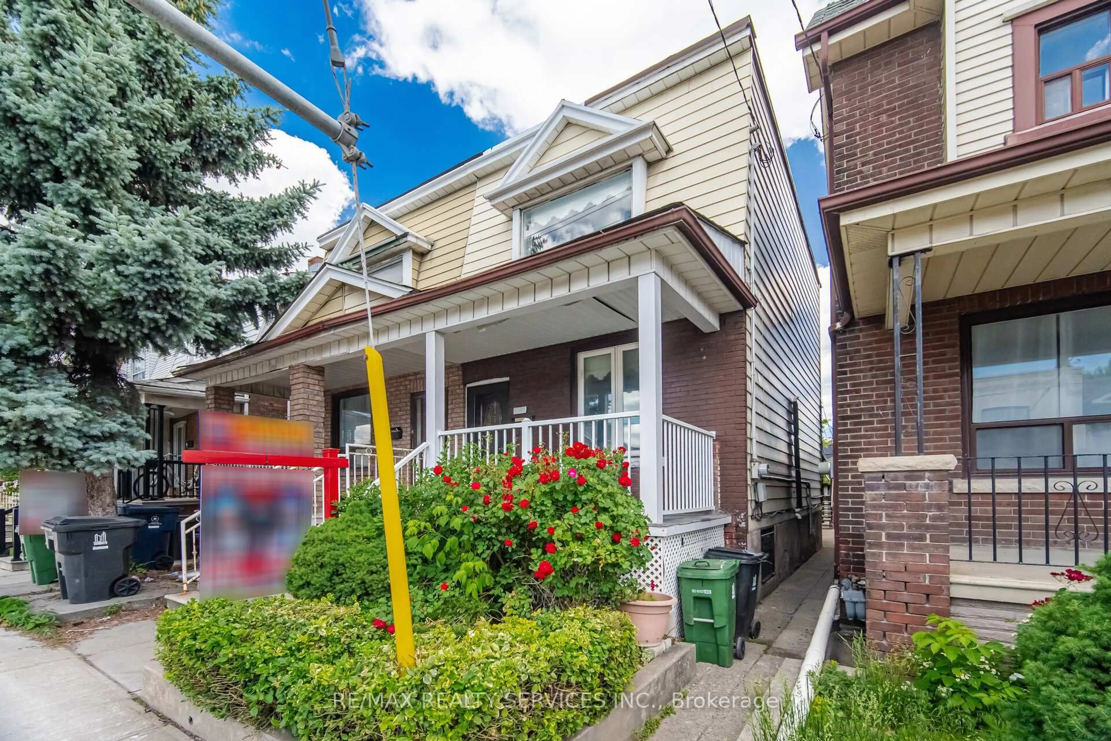 Home with brick exterior material, street for 1147 Dufferin St, Toronto Ontario M6H 4B7