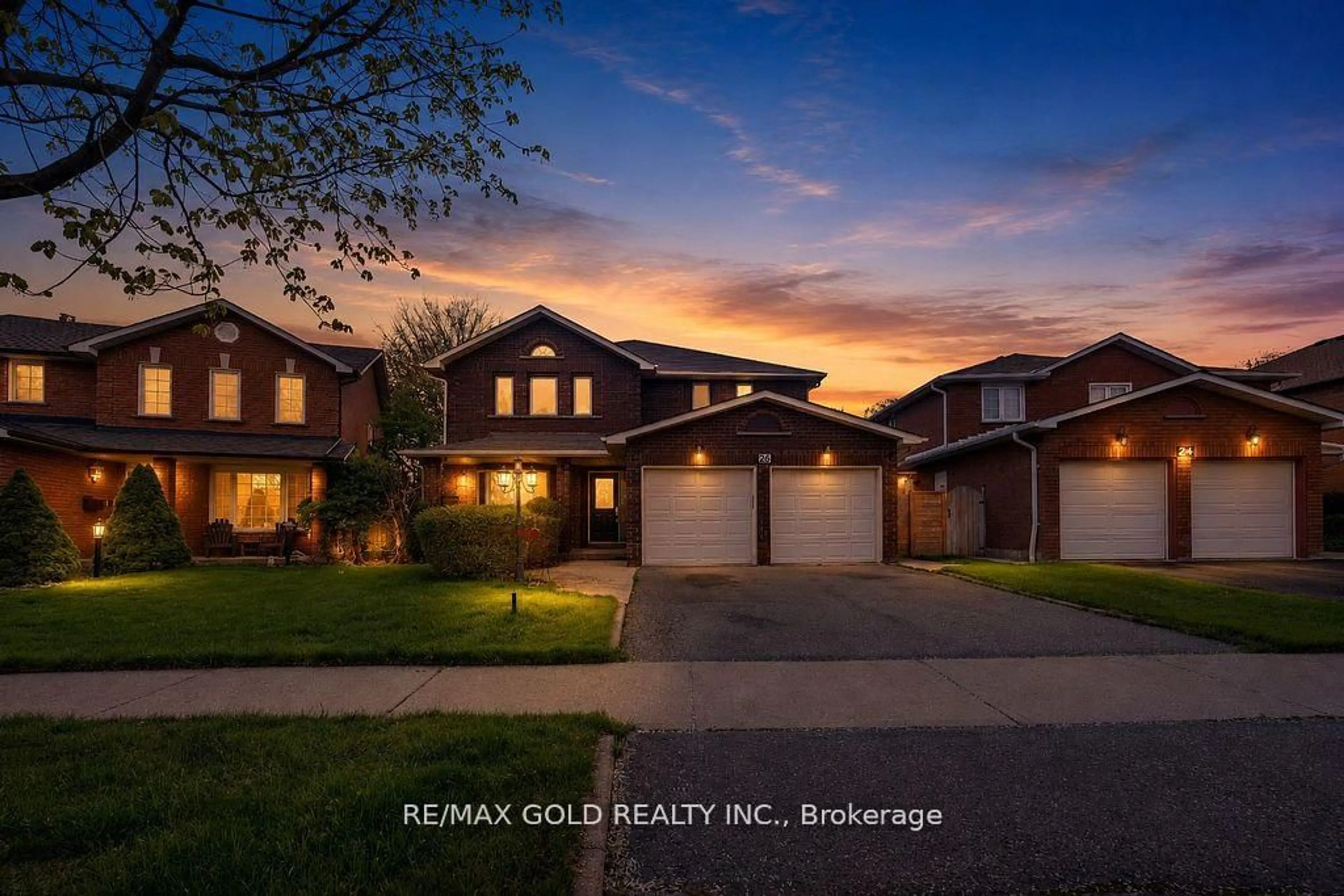 Home with brick exterior material, street for 26 Dundalk Cres, Brampton Ontario L6Z 2V2