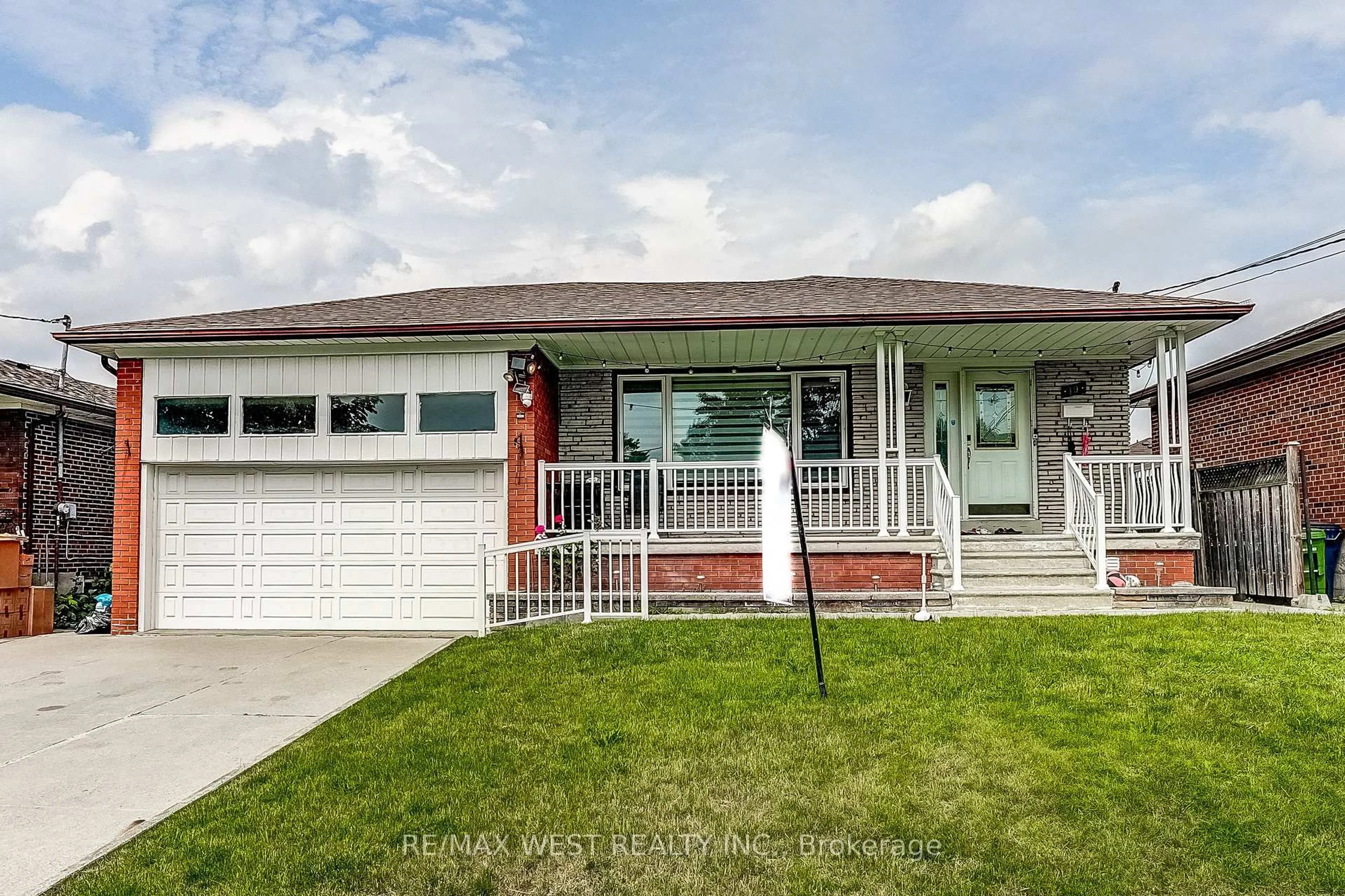 Home with vinyl exterior material, street for 19 Archway Cres, Toronto Ontario M9M 1V5