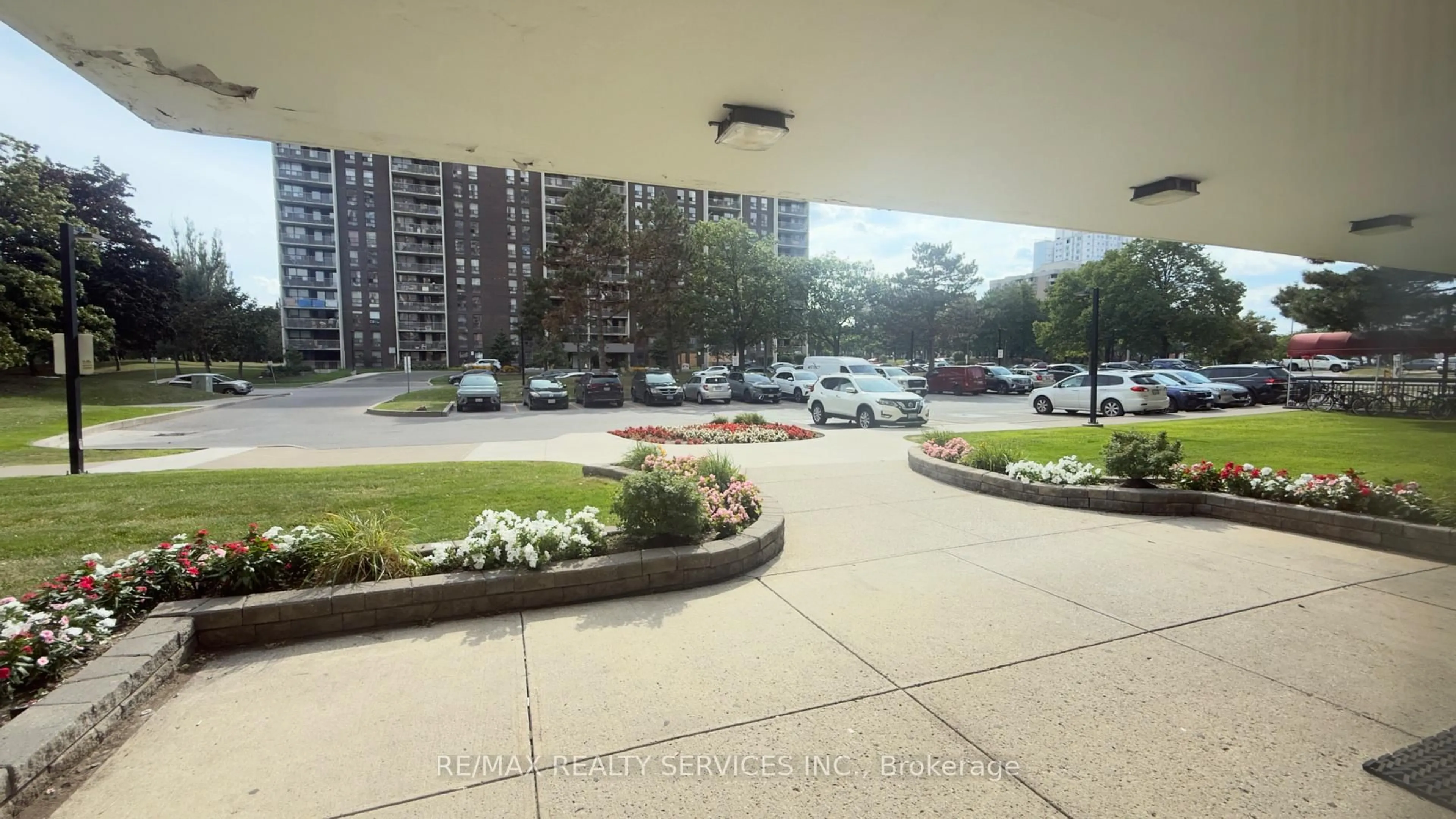 Patio, city buildings view from balcony for 4 Kings Cross Rd #1807, Brampton Ontario L6T 3X8