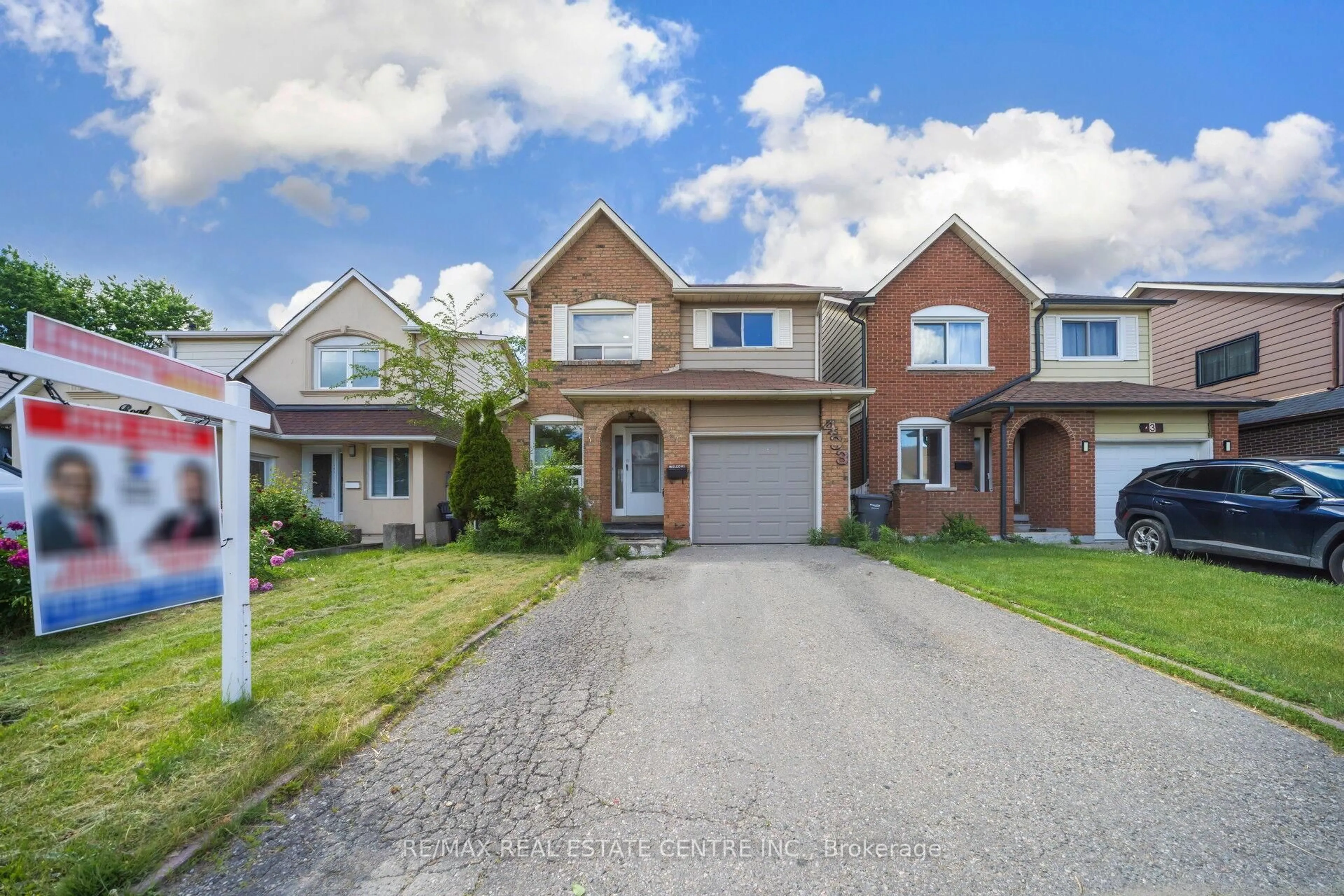 Unknown for 433 Hansen Rd, Brampton Ontario L6V 3P6