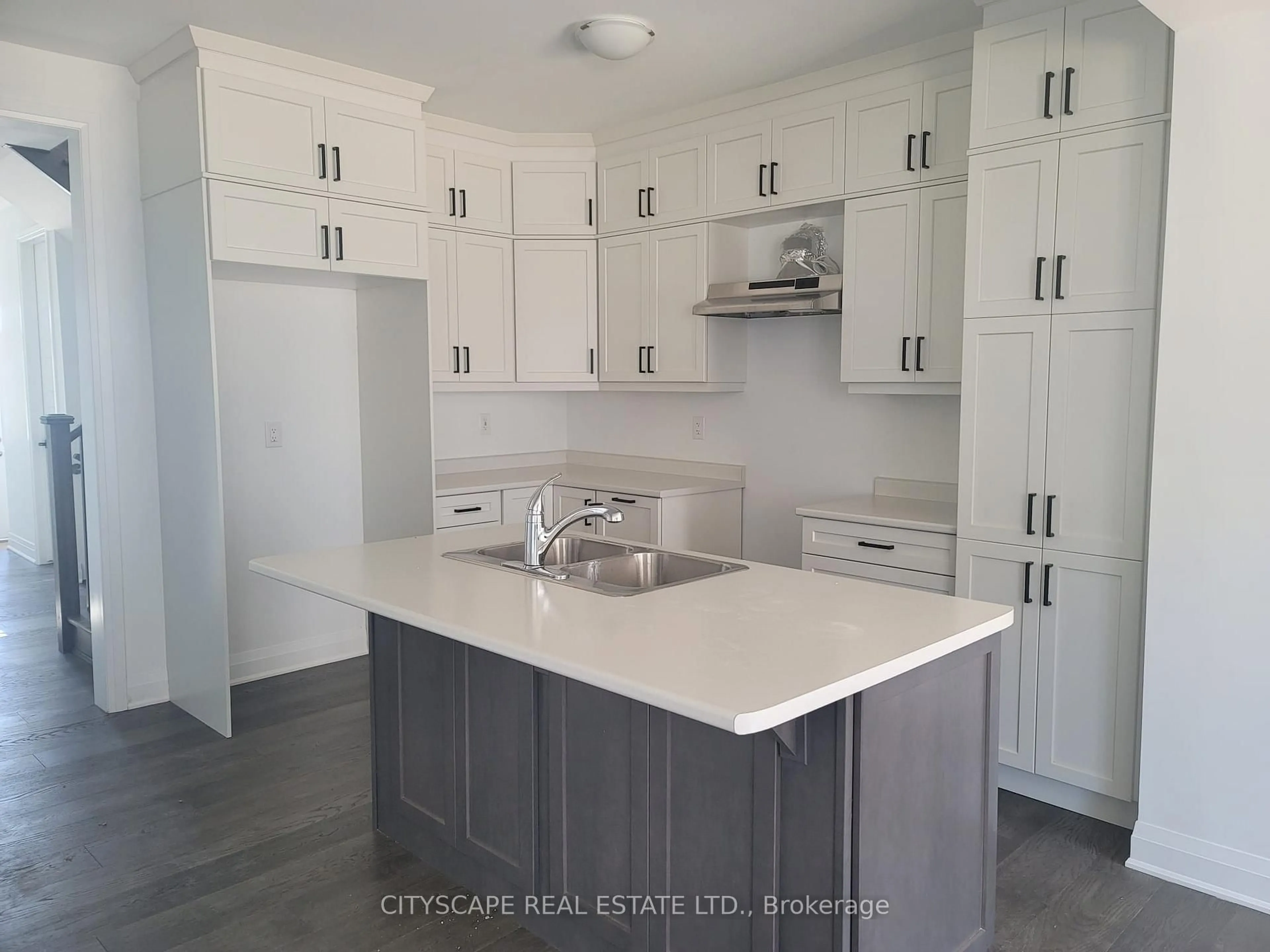Open concept kitchen, unknown for 493 Boyd Lane, Milton Ontario L9T 2X5