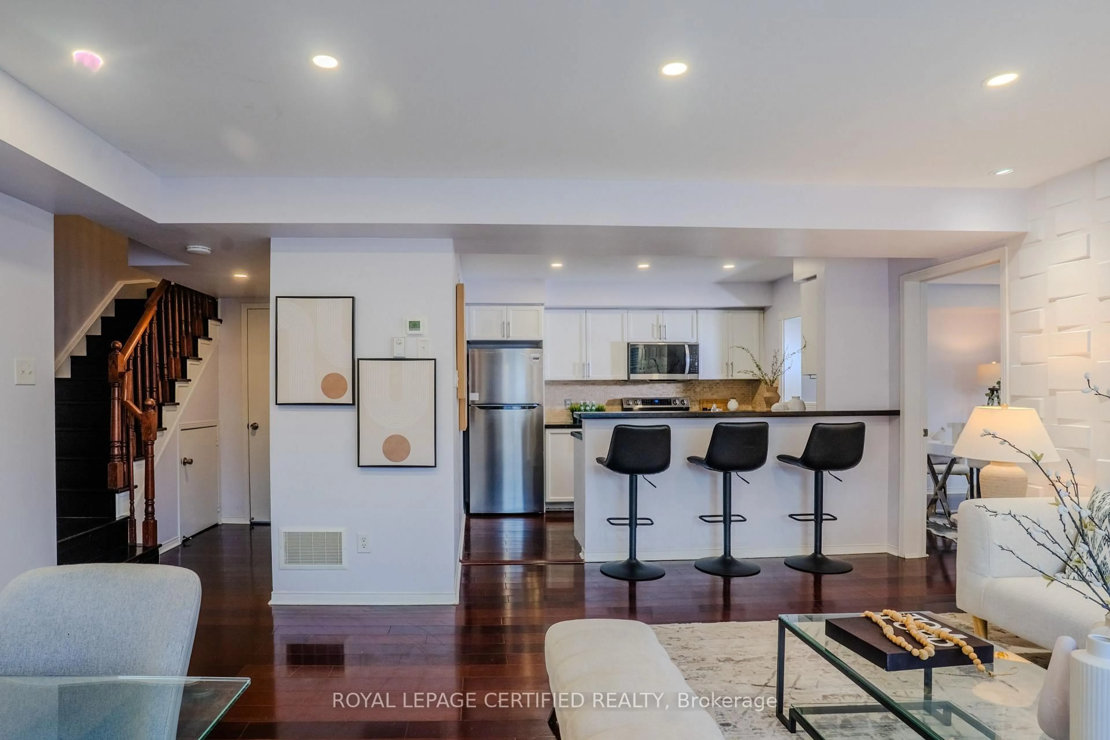 Open concept kitchen, unknown for 4975 Southampton Dr #353, Mississauga Ontario L5M 8C8